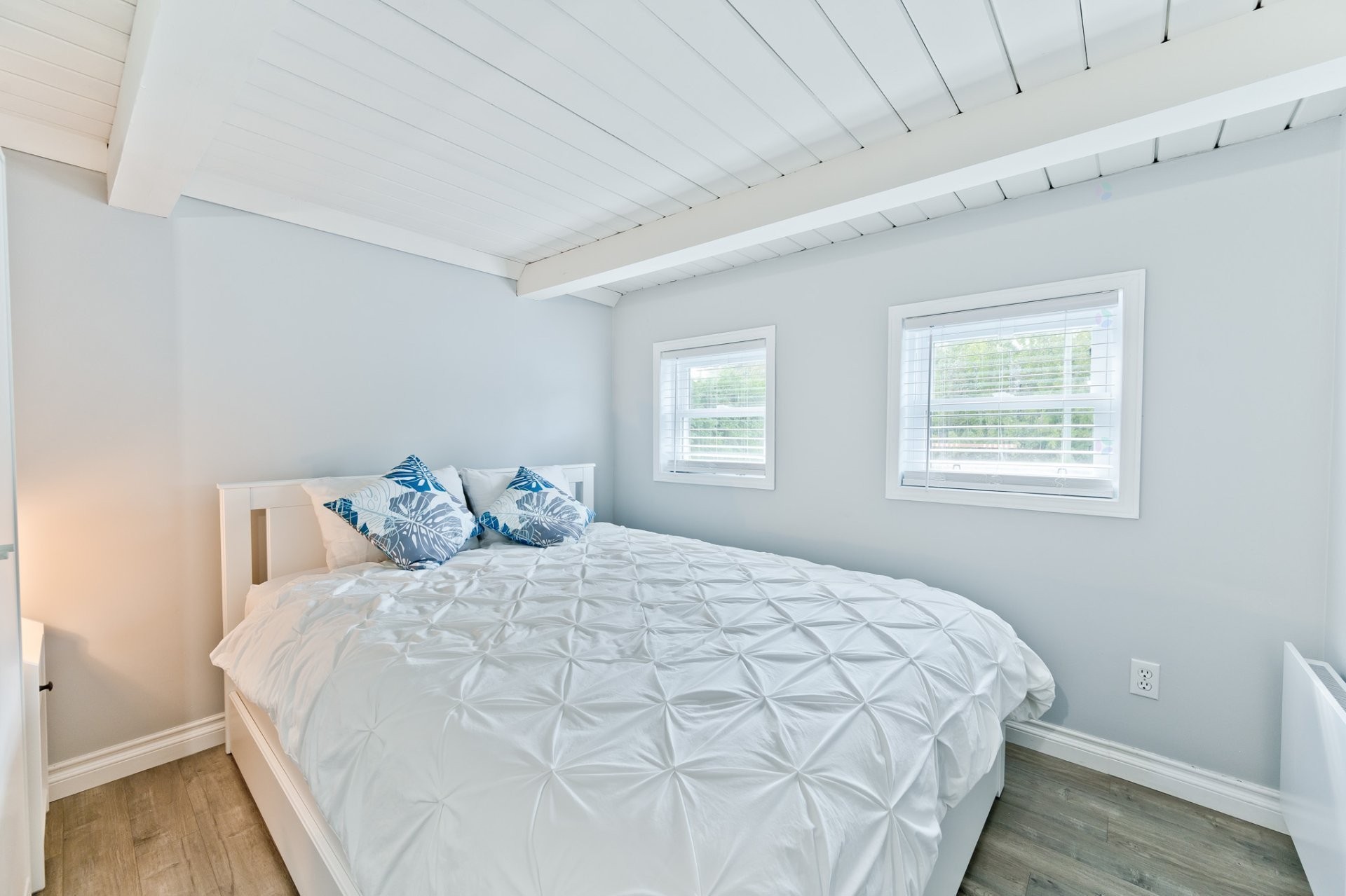 









10327


Rue des Riverains

,
Sherbrooke (Brompton/Rock Forest/Saint-Élie/Deauville),




QC
J1N3H5


