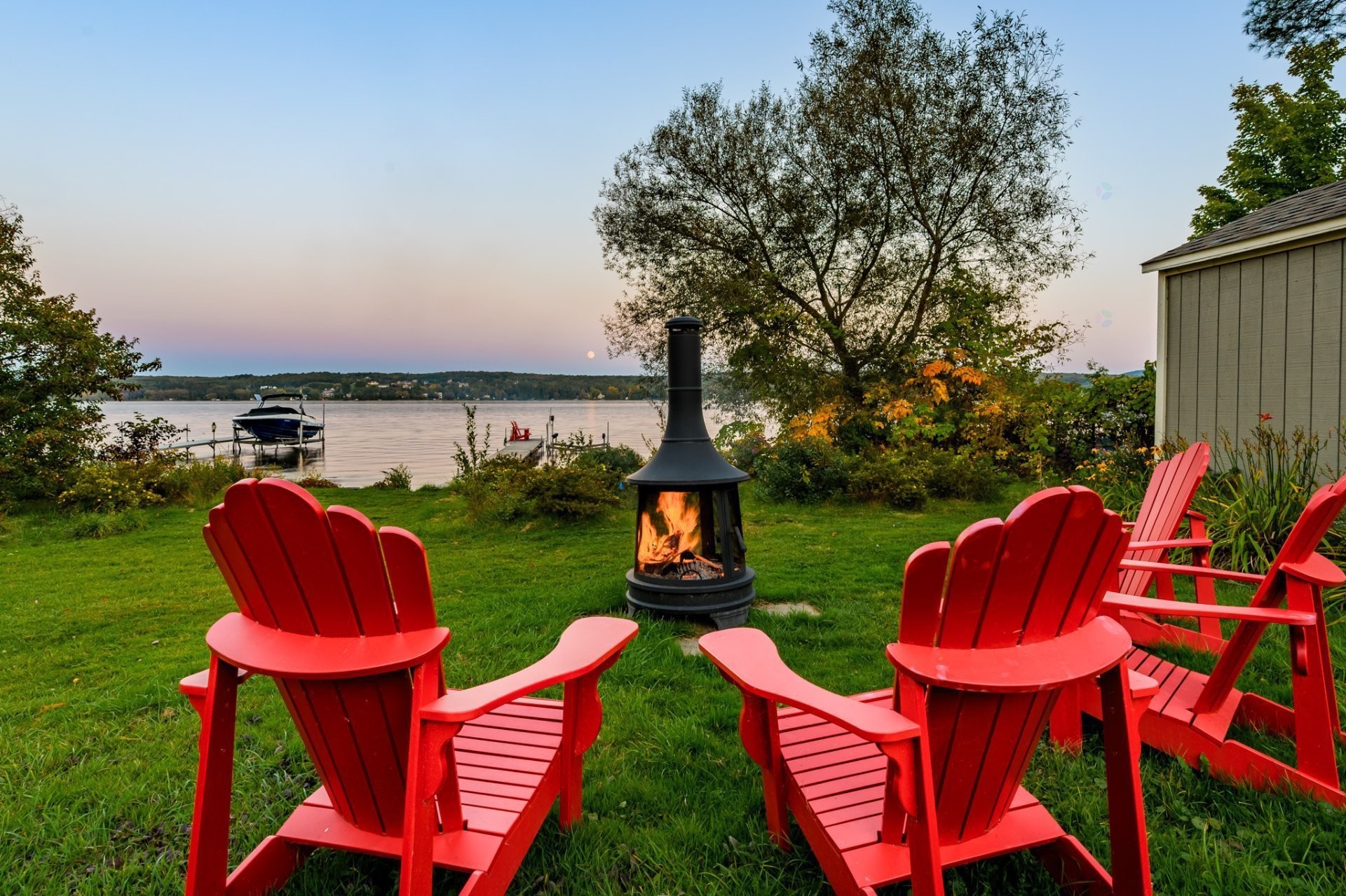 









10327


Rue des Riverains

,
Sherbrooke (Brompton/Rock Forest/Saint-Élie/Deauville),




QC
J1N3H5

