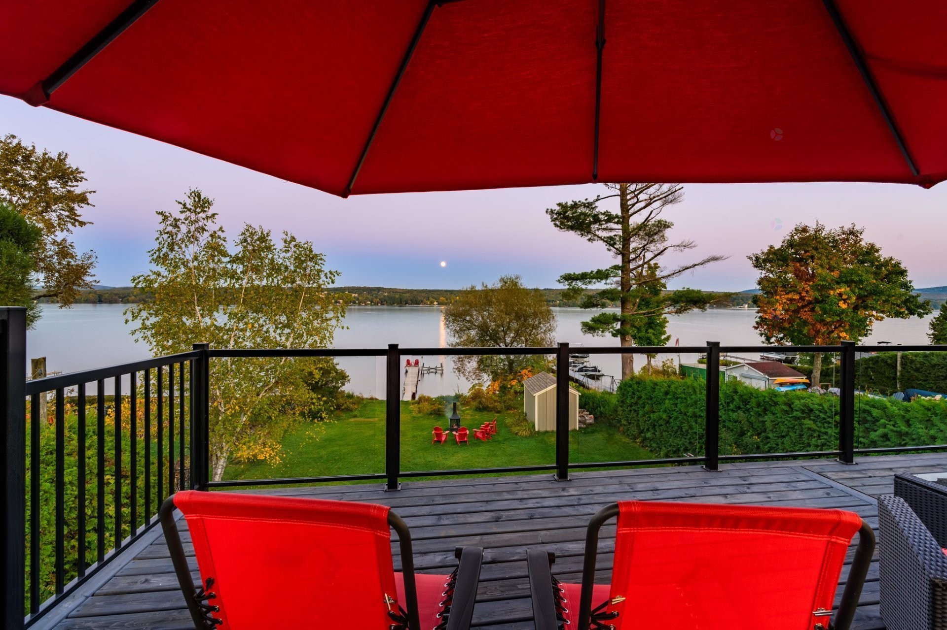 









10327


Rue des Riverains

,
Sherbrooke (Brompton/Rock Forest/Saint-Élie/Deauville),




QC
J1N3H5

