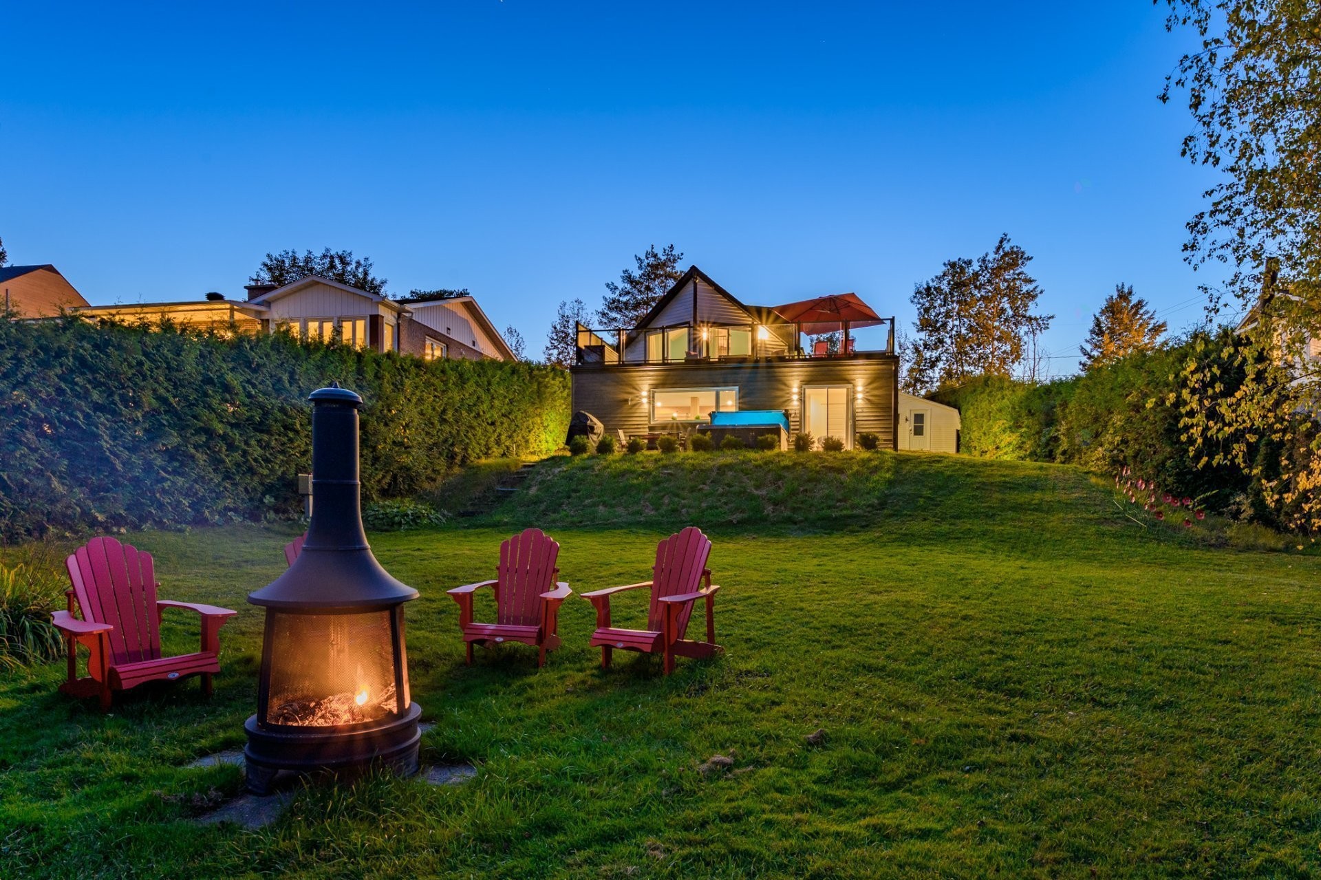 









10327


Rue des Riverains

,
Sherbrooke (Brompton/Rock Forest/Saint-Élie/Deauville),




QC
J1N3H5

