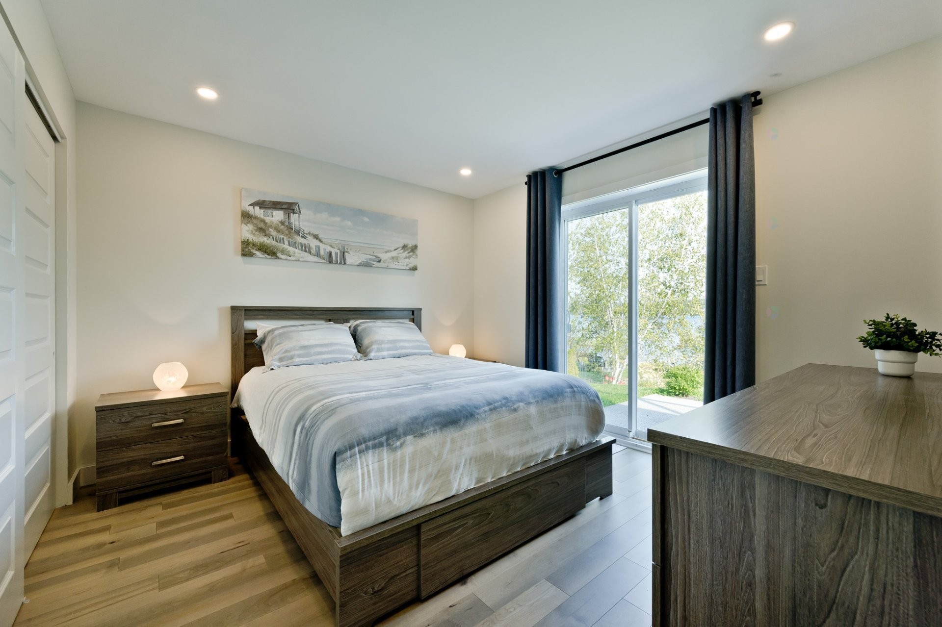 









10327


Rue des Riverains

,
Sherbrooke (Brompton/Rock Forest/Saint-Élie/Deauville),




QC
J1N3H5

