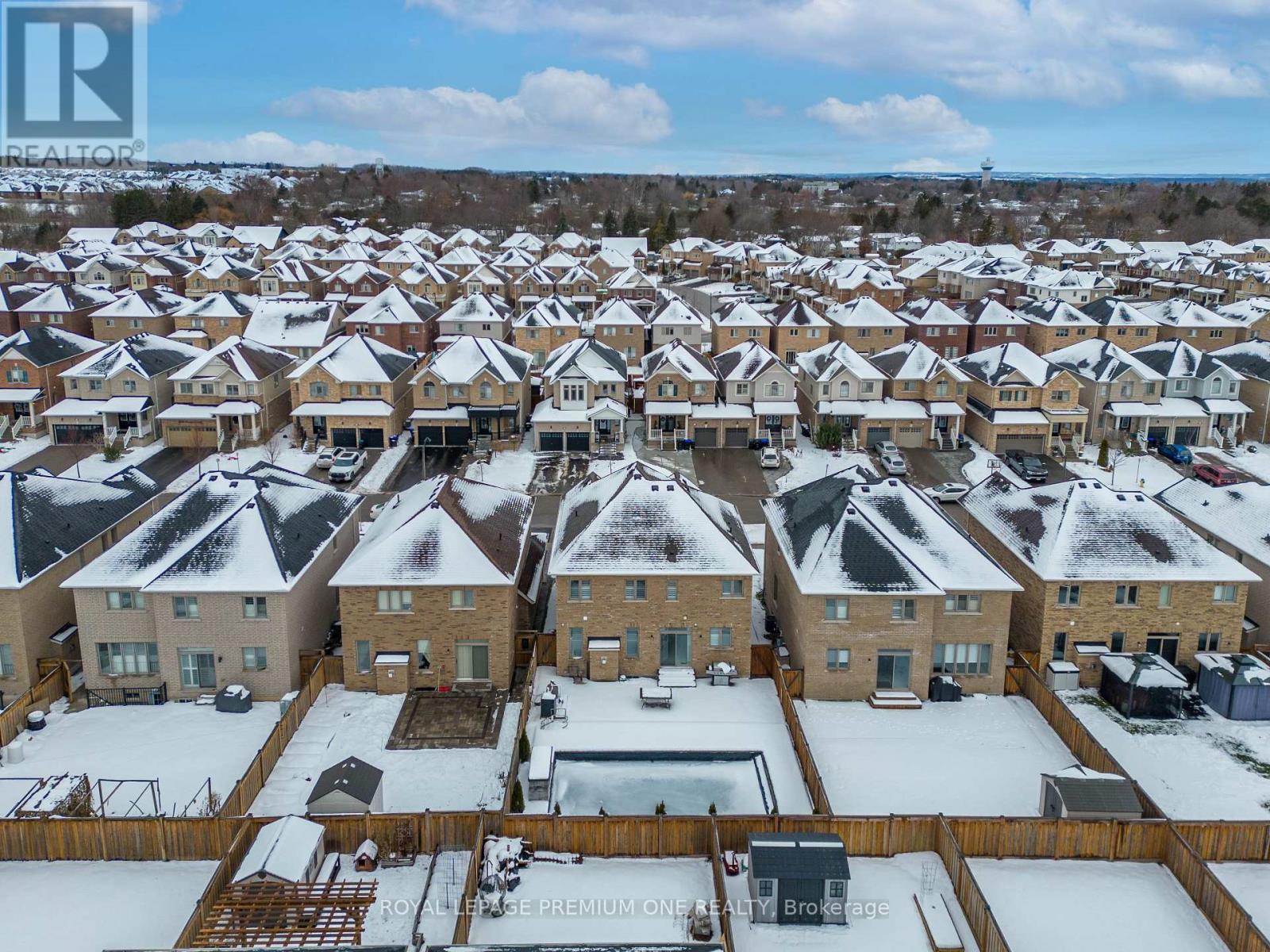 












31 PRADY LANE

,
New Tecumseth,




Ontario
L0G1W0

