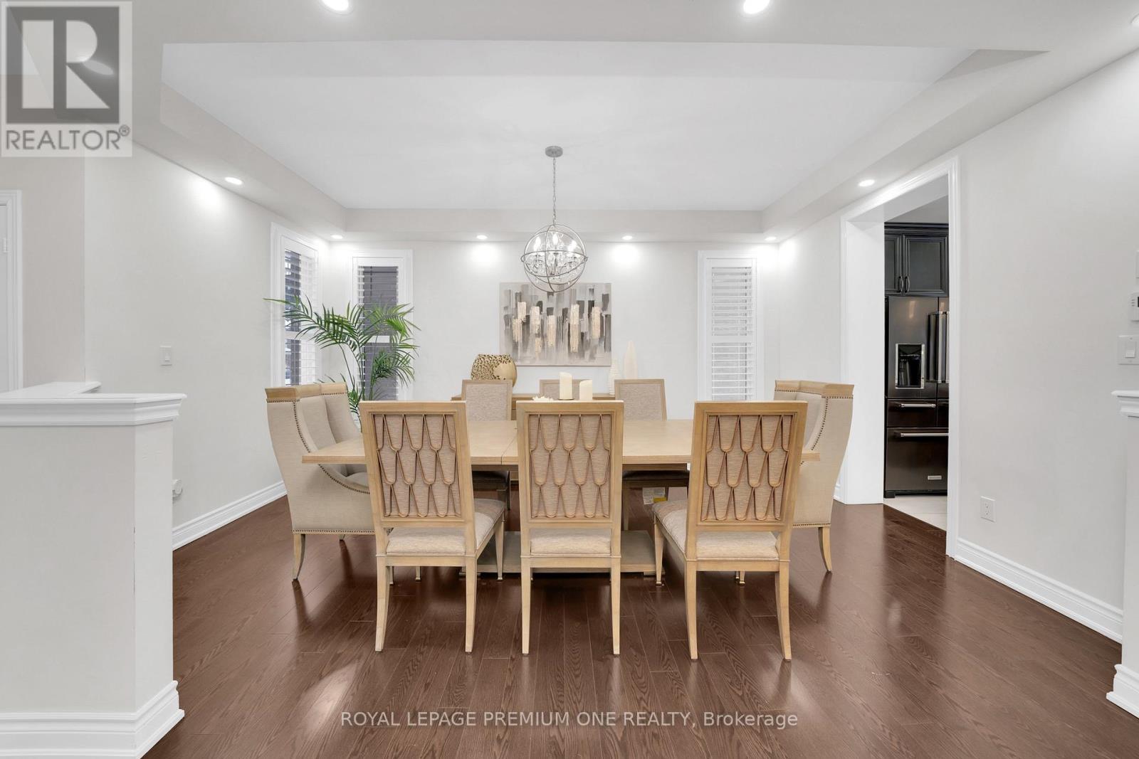 












31 PRADY LANE

,
New Tecumseth,




Ontario
L0G1W0

