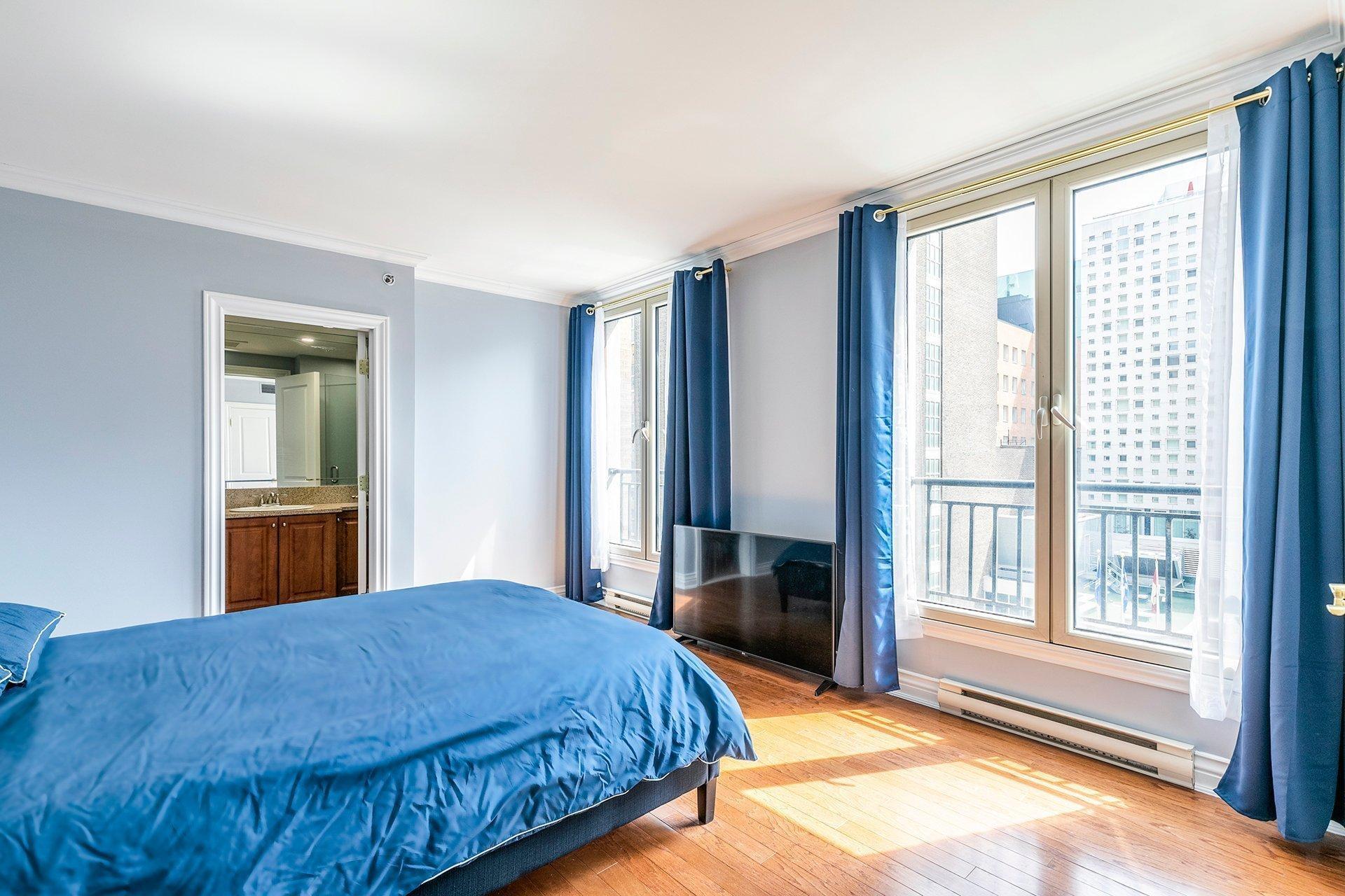 









1210


Boul. De Maisonneuve O.

, 5H,
Montréal (Ville-Marie),




QC
H3A0A2

