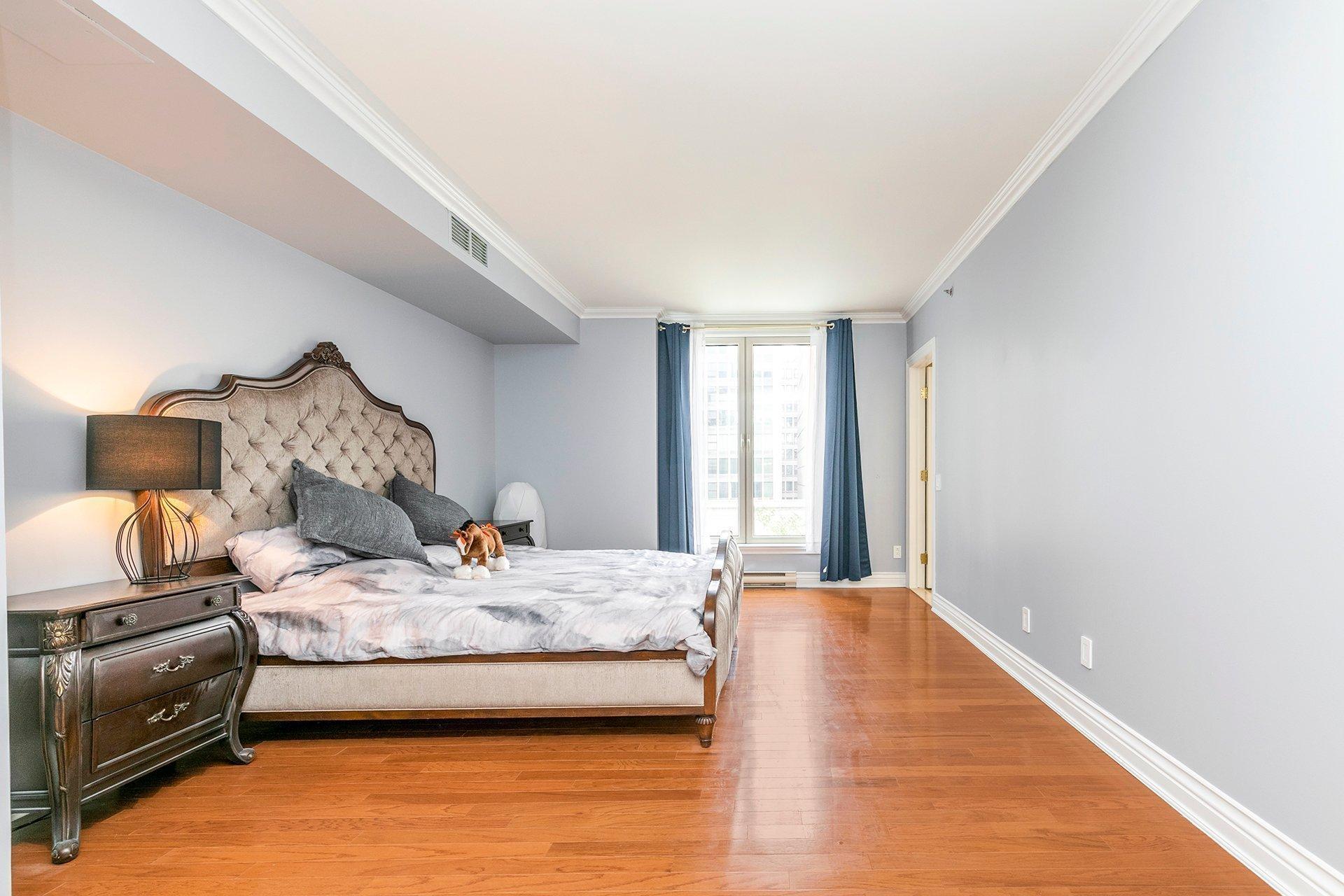 









1210


Boul. De Maisonneuve O.

, 5H,
Montréal (Ville-Marie),




QC
H3A0A2

