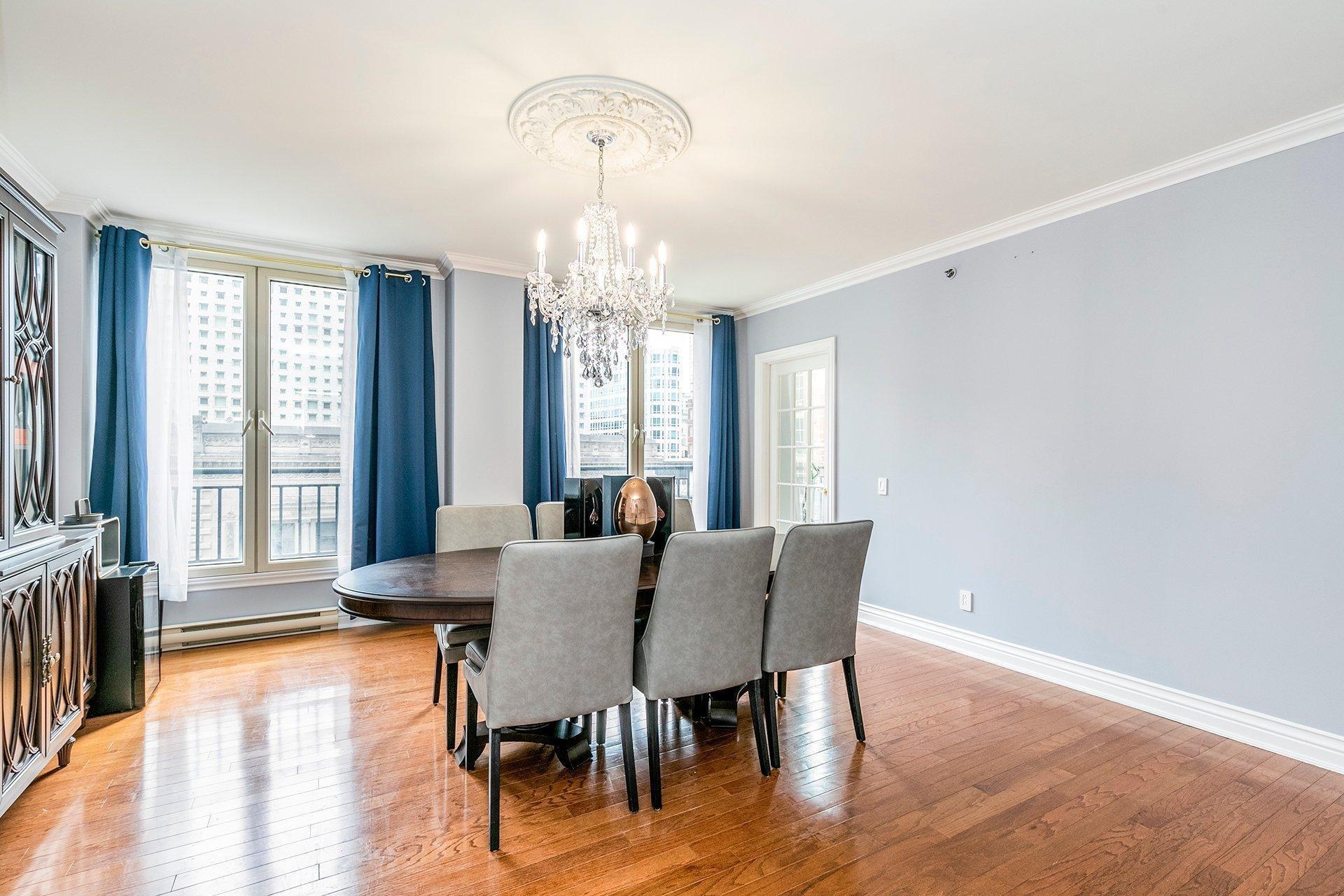 









1210


Boul. De Maisonneuve O.

, 5H,
Montréal (Ville-Marie),




QC
H3A0A2

