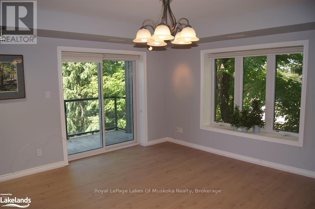 












301 - 24 DAIRY LANE

,
Huntsville (Chaffey),




Ontario
P1H0A4

