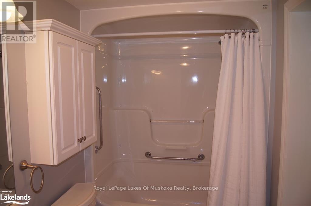 












301 - 24 DAIRY LANE

,
Huntsville (Chaffey),




Ontario
P1H0A4

