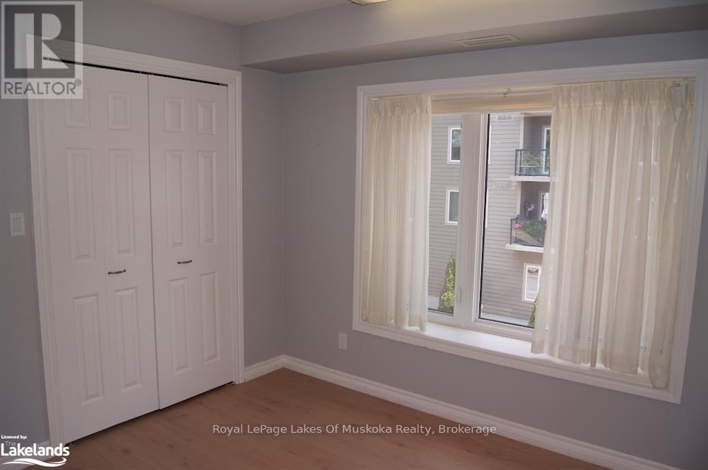 












301 - 24 DAIRY LANE

,
Huntsville (Chaffey),




Ontario
P1H0A4

