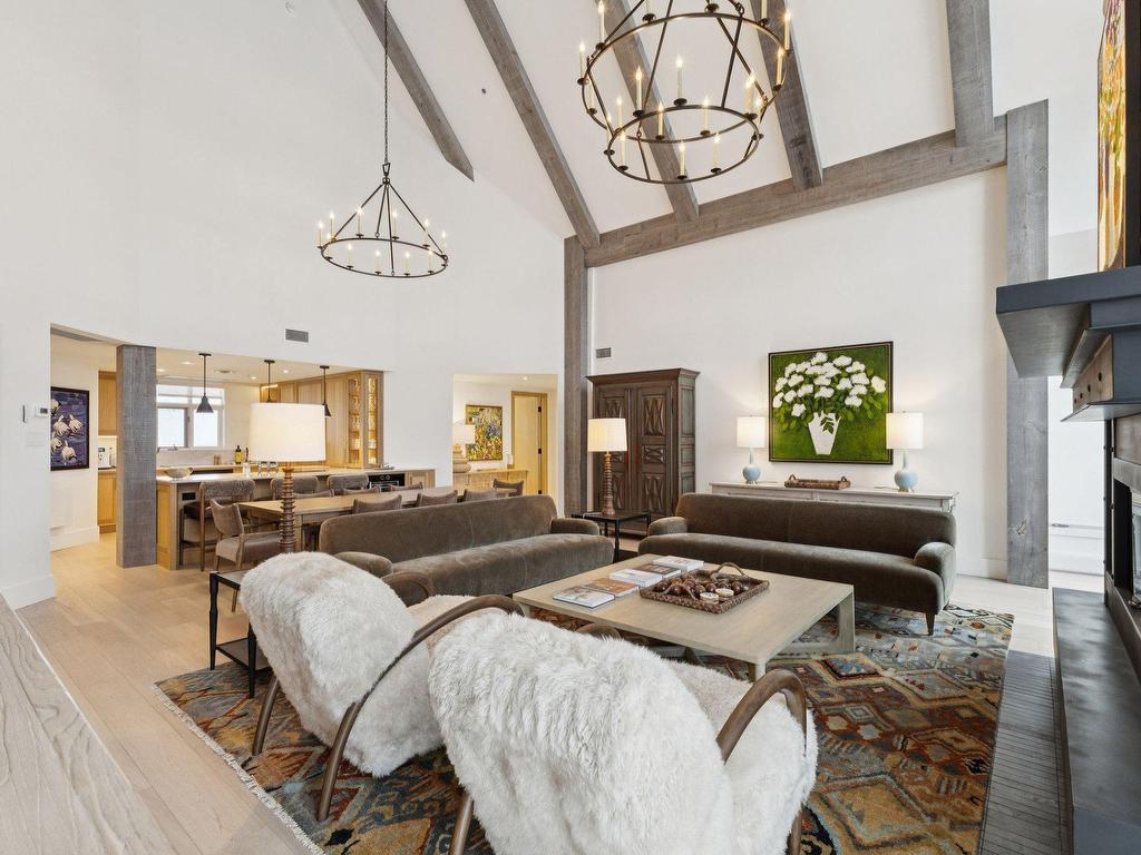 









168


Ch. au Pied-de-la-Montagne

, 10,
Mont-Tremblant,




QC
J8E3M2

