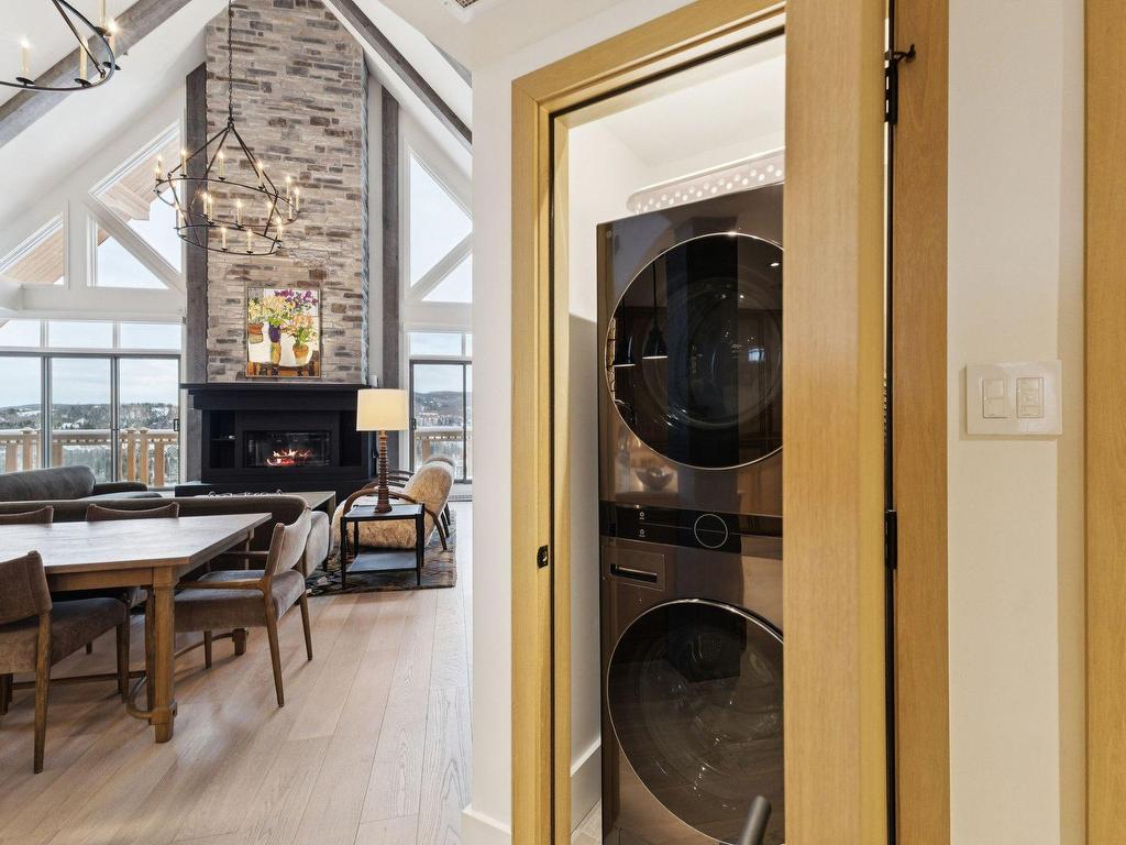 









168


Ch. au Pied-de-la-Montagne

, 10,
Mont-Tremblant,




QC
J8E3M2

