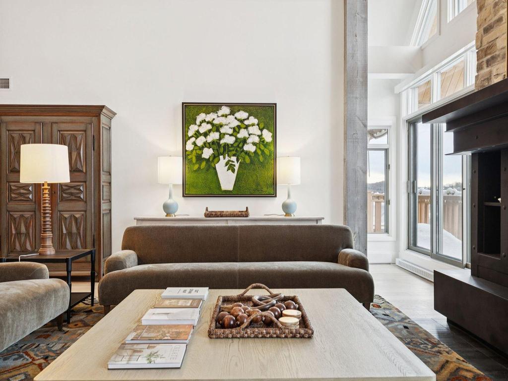 









168


Ch. au Pied-de-la-Montagne

, 10,
Mont-Tremblant,




QC
J8E3M2

