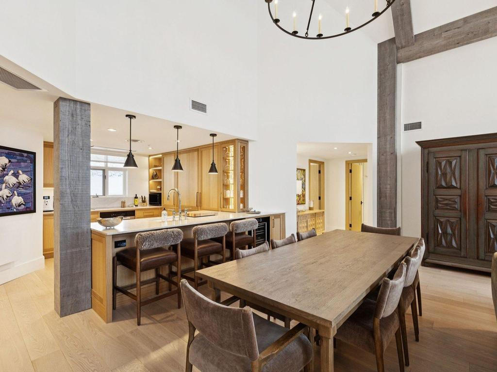 









168


Ch. au Pied-de-la-Montagne

, 10,
Mont-Tremblant,




QC
J8E3M2

