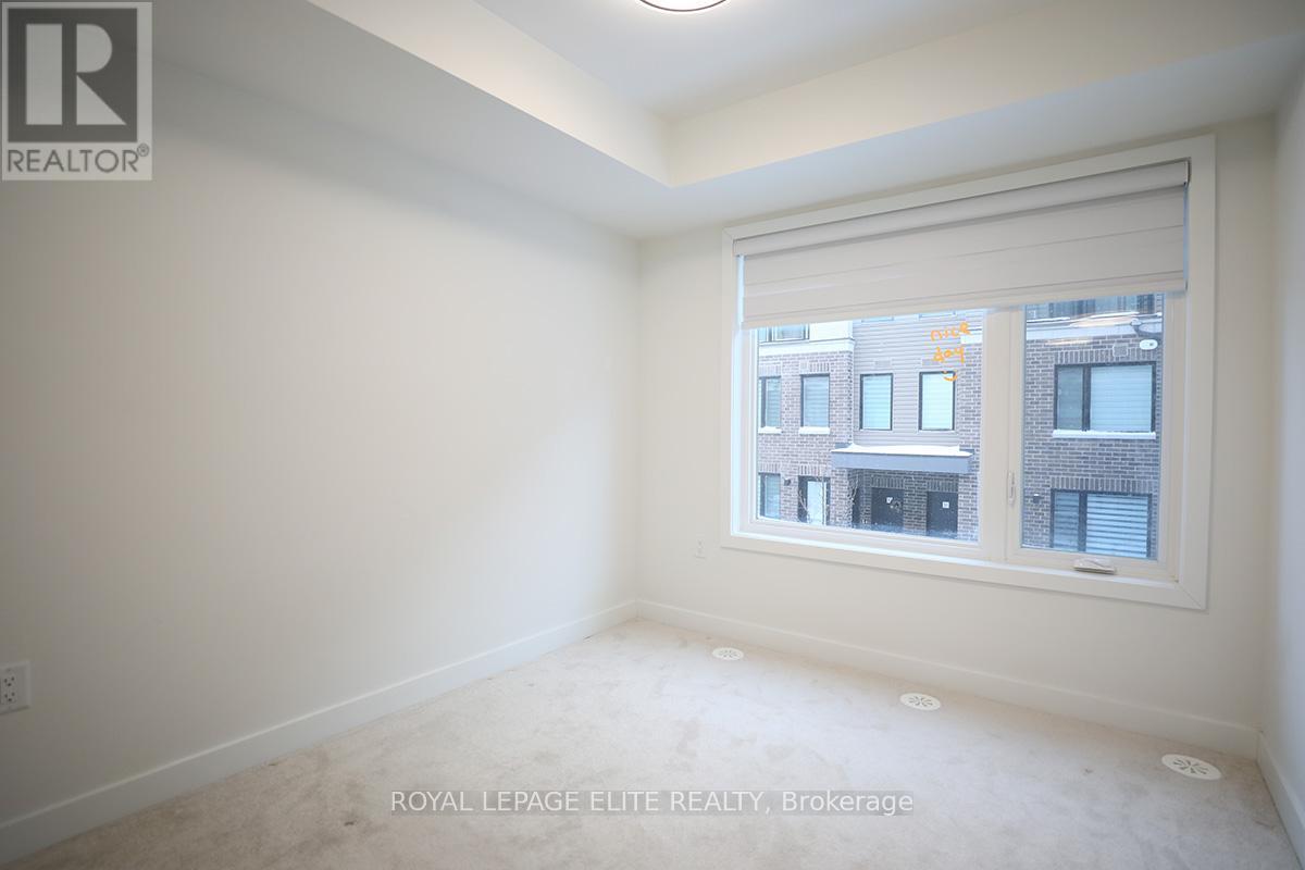 












7 - 3546 COLONIAL DRIVE

,
Mississauga,




Ontario
L5L0C1

