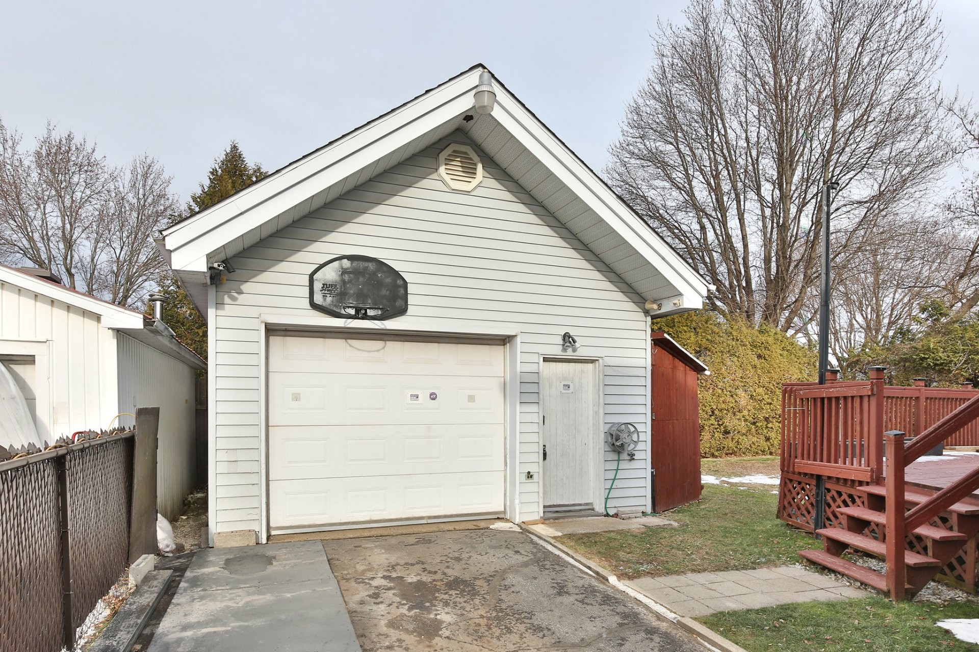 









6


Rue Genest

,
Saint-Jean-sur-Richelieu,




QC
J2X2V1

