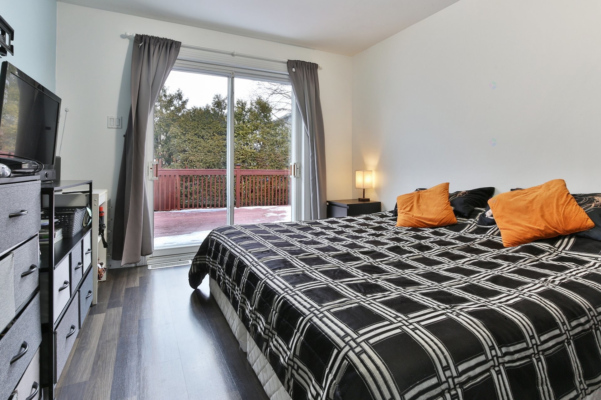 









6


Rue Genest

,
Saint-Jean-sur-Richelieu,




QC
J2X2V1

