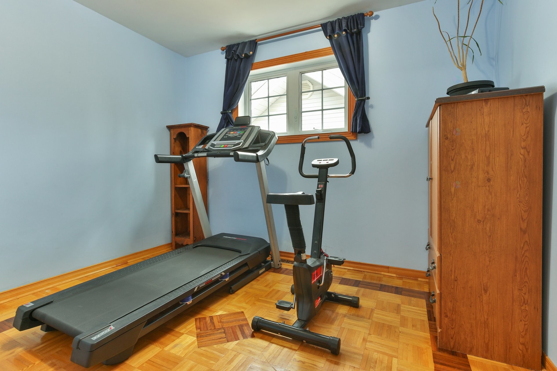 









6


Rue Genest

,
Saint-Jean-sur-Richelieu,




QC
J2X2V1

