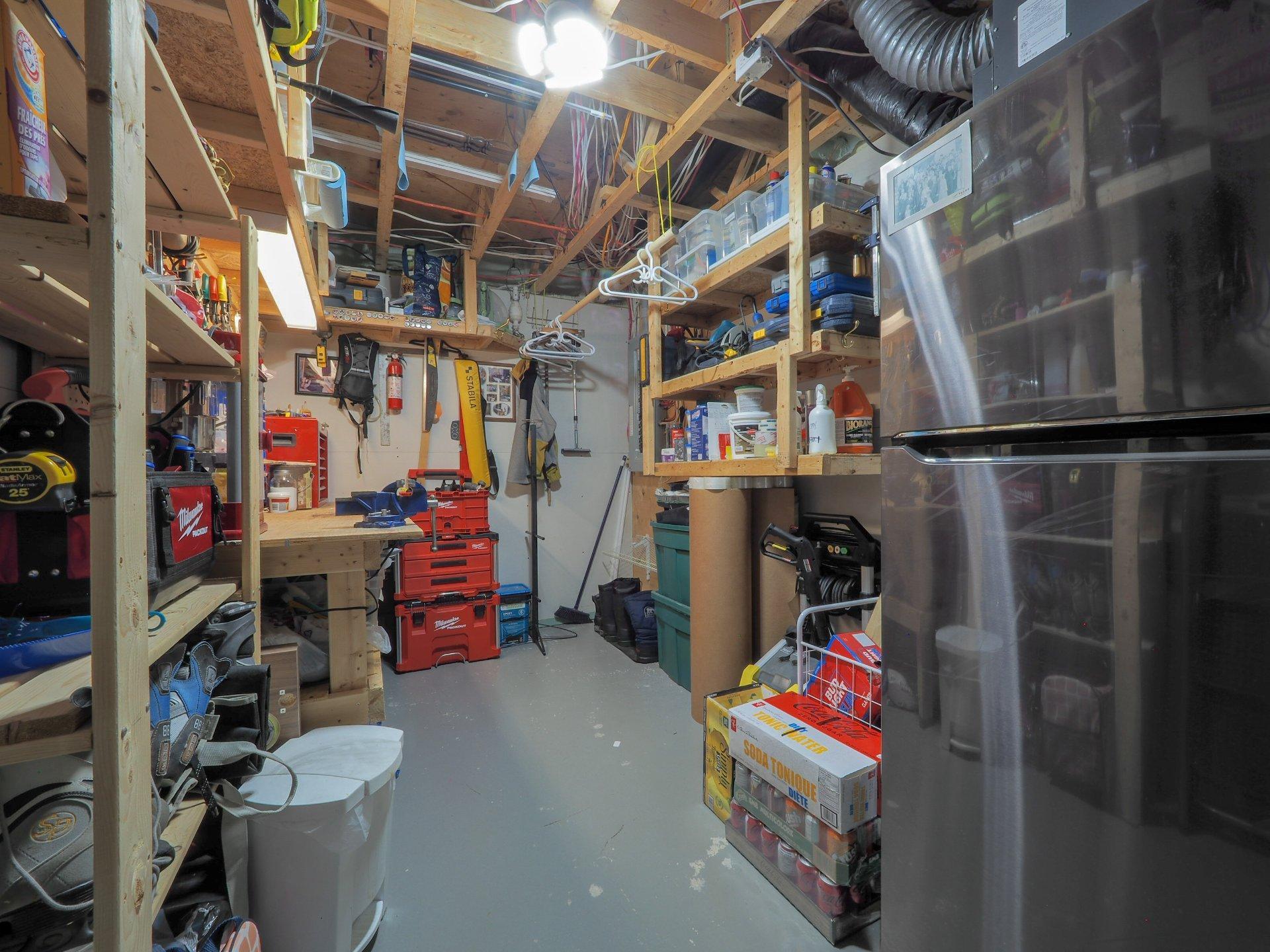 









7215


Rue P.-E.-Neveu

,
Trois-Rivières,




QC
G8Y4W9

