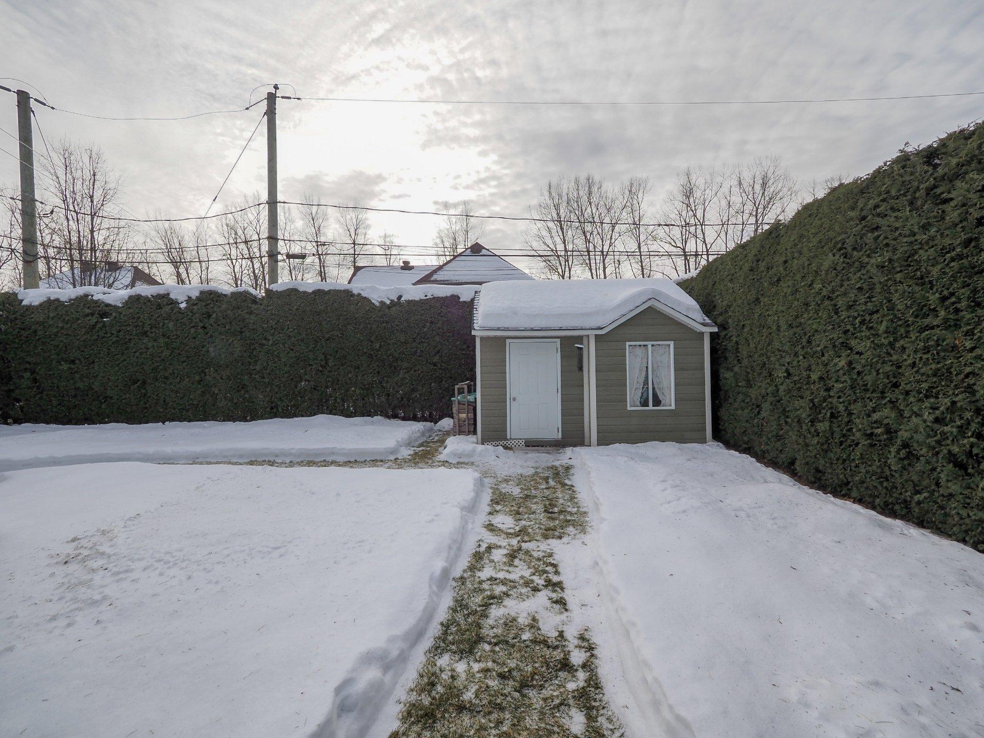 









7215


Rue P.-E.-Neveu

,
Trois-Rivières,




QC
G8Y4W9

