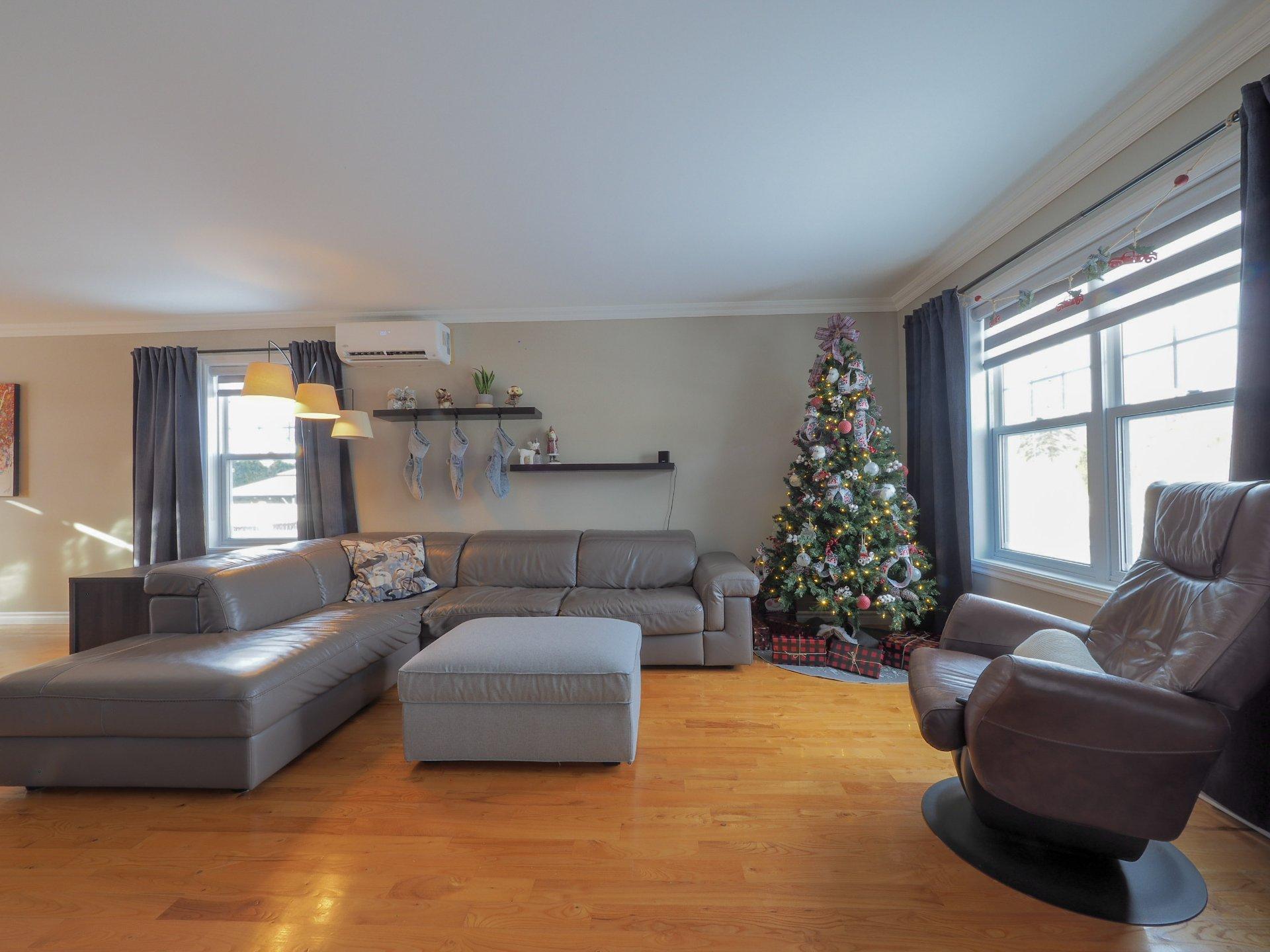 









7215


Rue P.-E.-Neveu

,
Trois-Rivières,




QC
G8Y4W9

