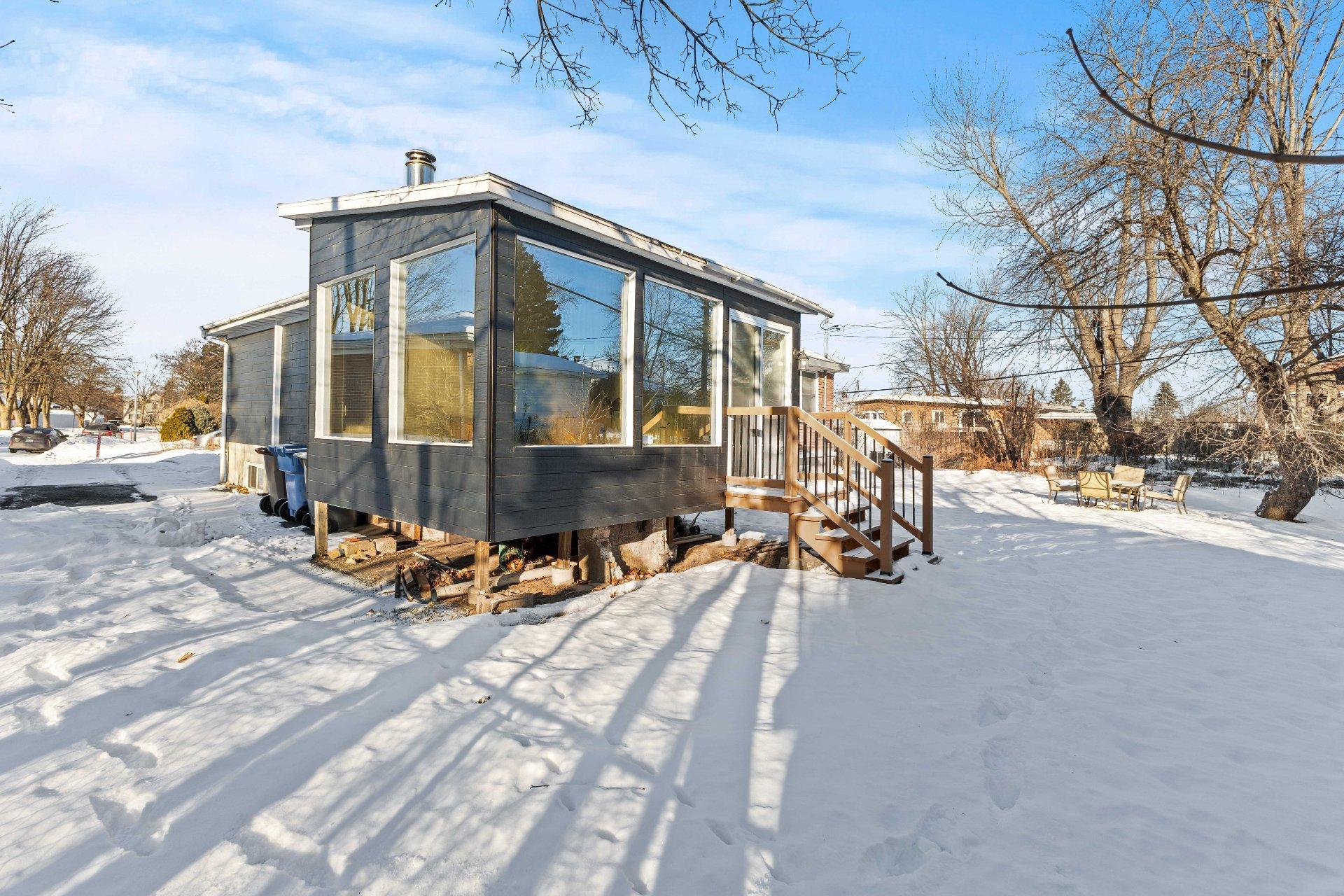 









90


Rue d'Oxford

,
Châteauguay,




QC
J6K1S6

