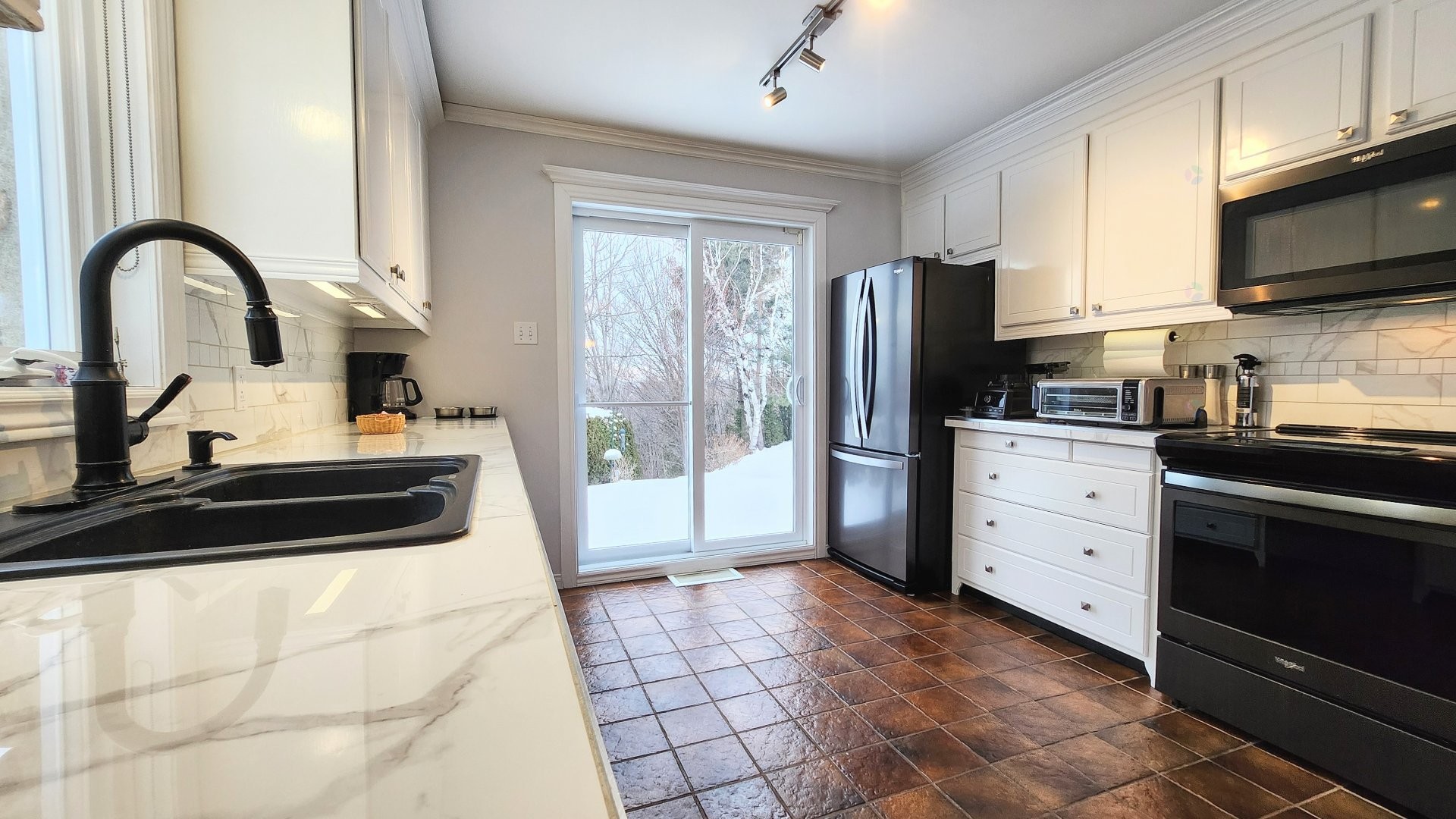 









621


Boul. Robitaille

,
Notre-Dame-du-Mont-Carmel,




QC
G0X3J0

