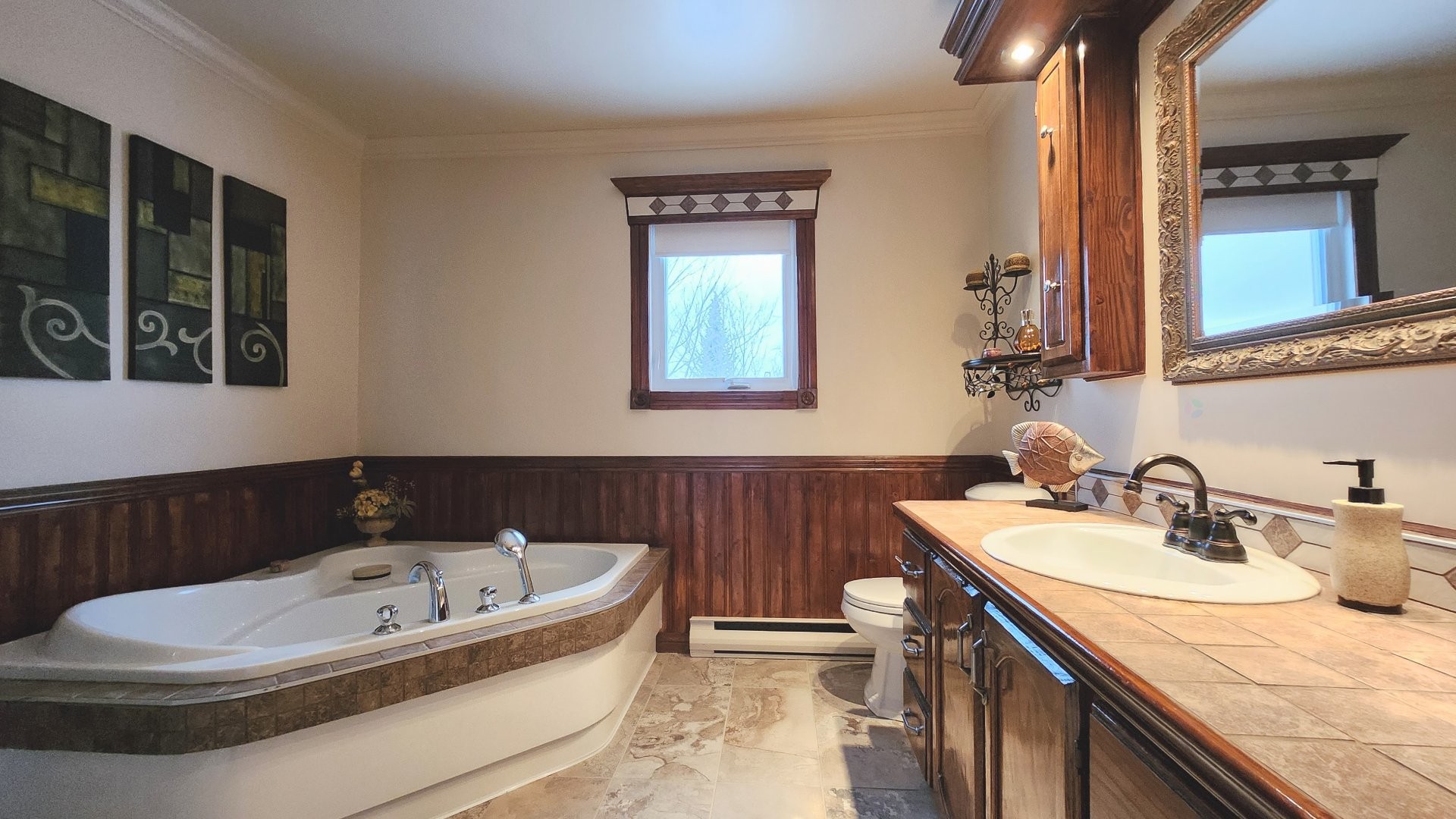 









621


Boul. Robitaille

,
Notre-Dame-du-Mont-Carmel,




QC
G0X3J0

