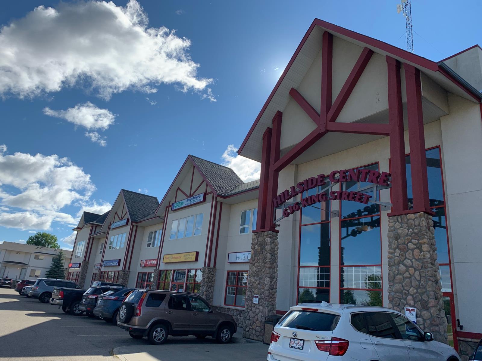 












223 223, 636  King Street

,
Spruce Grove,




Alberta
T7X4K5

