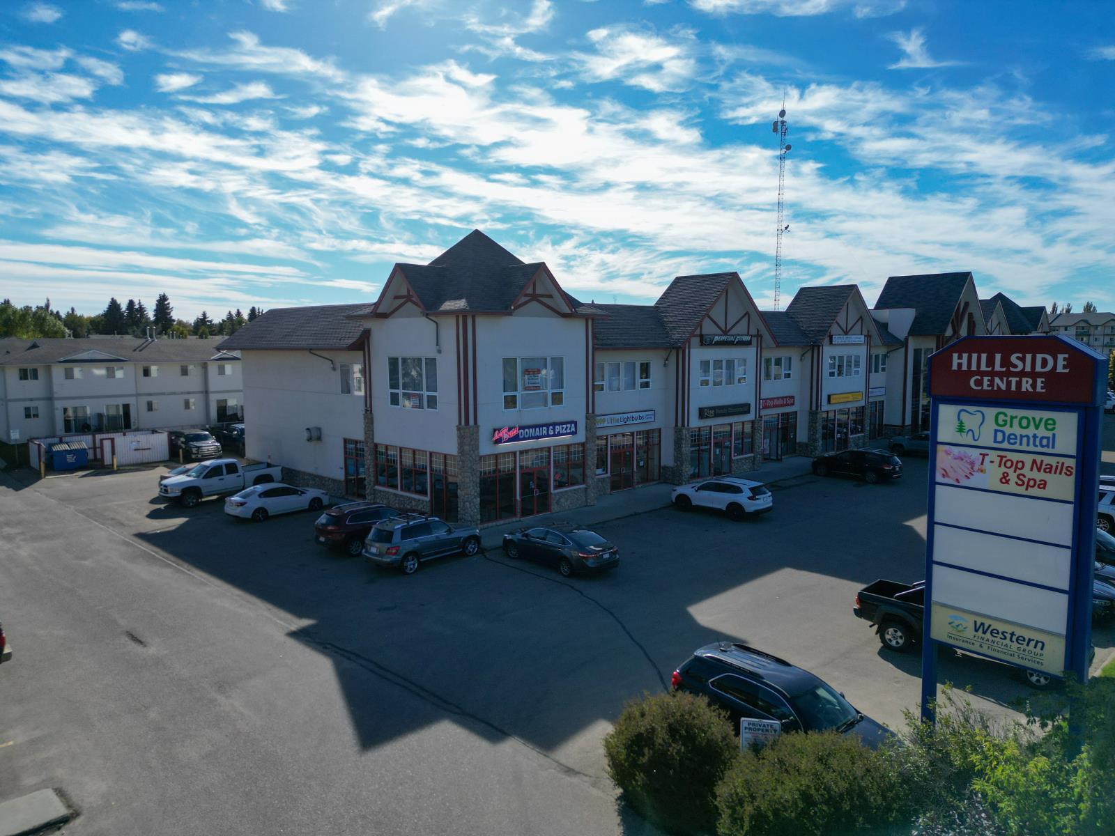 












223 223, 636  King Street

,
Spruce Grove,




Alberta
T7X4K5

