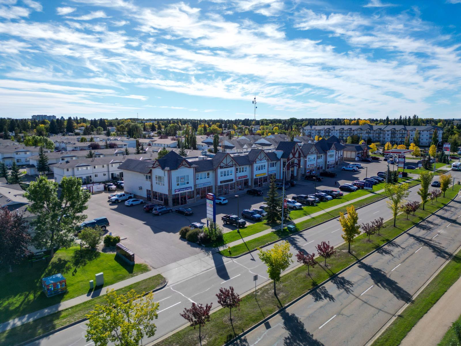 












223 223, 636  King Street

,
Spruce Grove,




Alberta
T7X4K5

