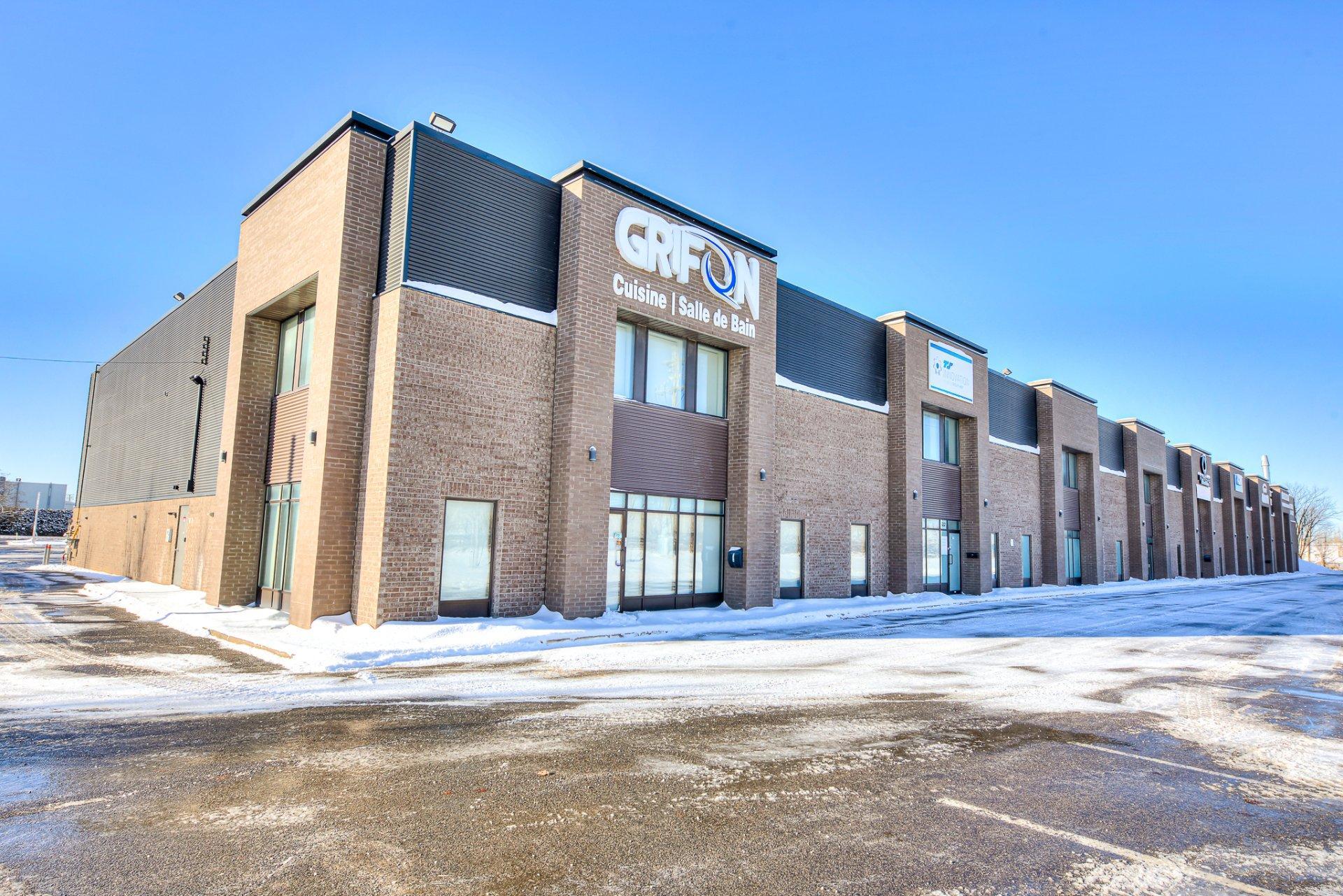 









624


Boul. Industriel

,
Saint-Eustache,




QC
J7R5V3

