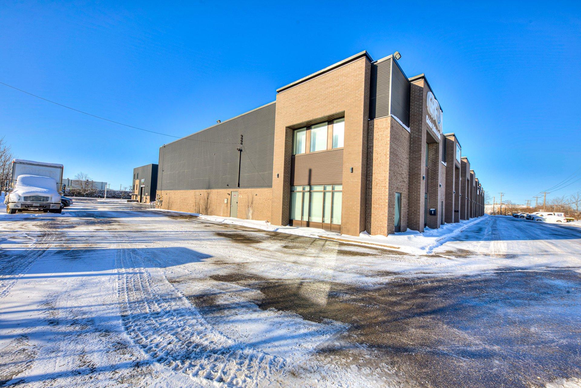 









624


Boul. Industriel

,
Saint-Eustache,




QC
J7R5V3

