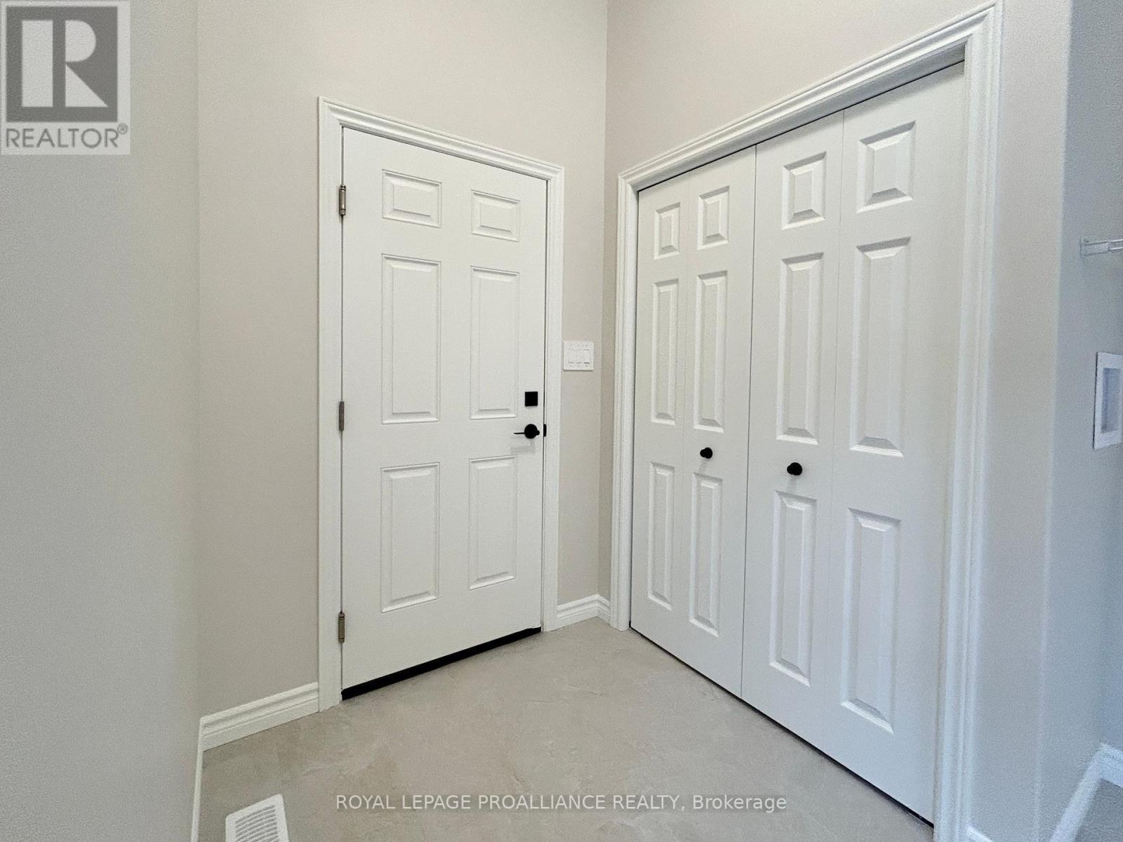 












83 ATHABASKA DRIVE

,
Belleville (Thurlow Ward),




Ontario
K8N0T1

