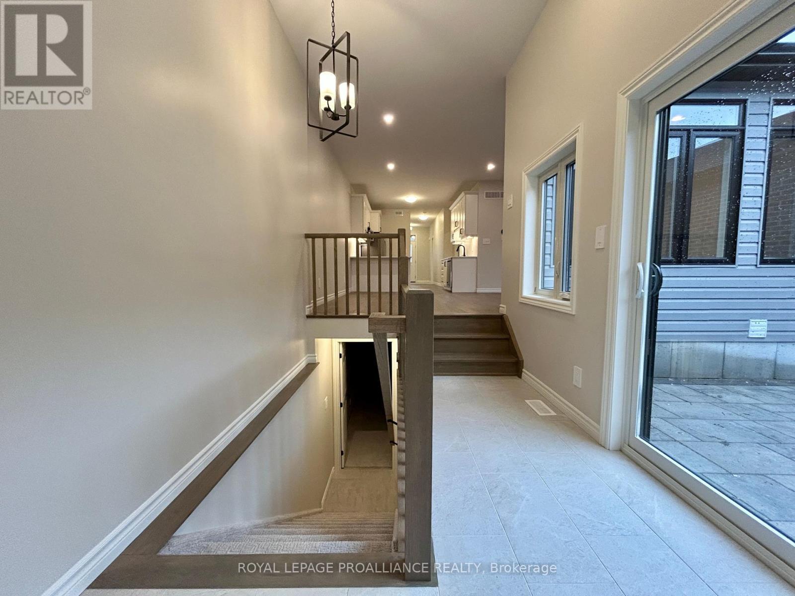 












83 ATHABASKA DRIVE

,
Belleville (Thurlow Ward),




Ontario
K8N0T1

