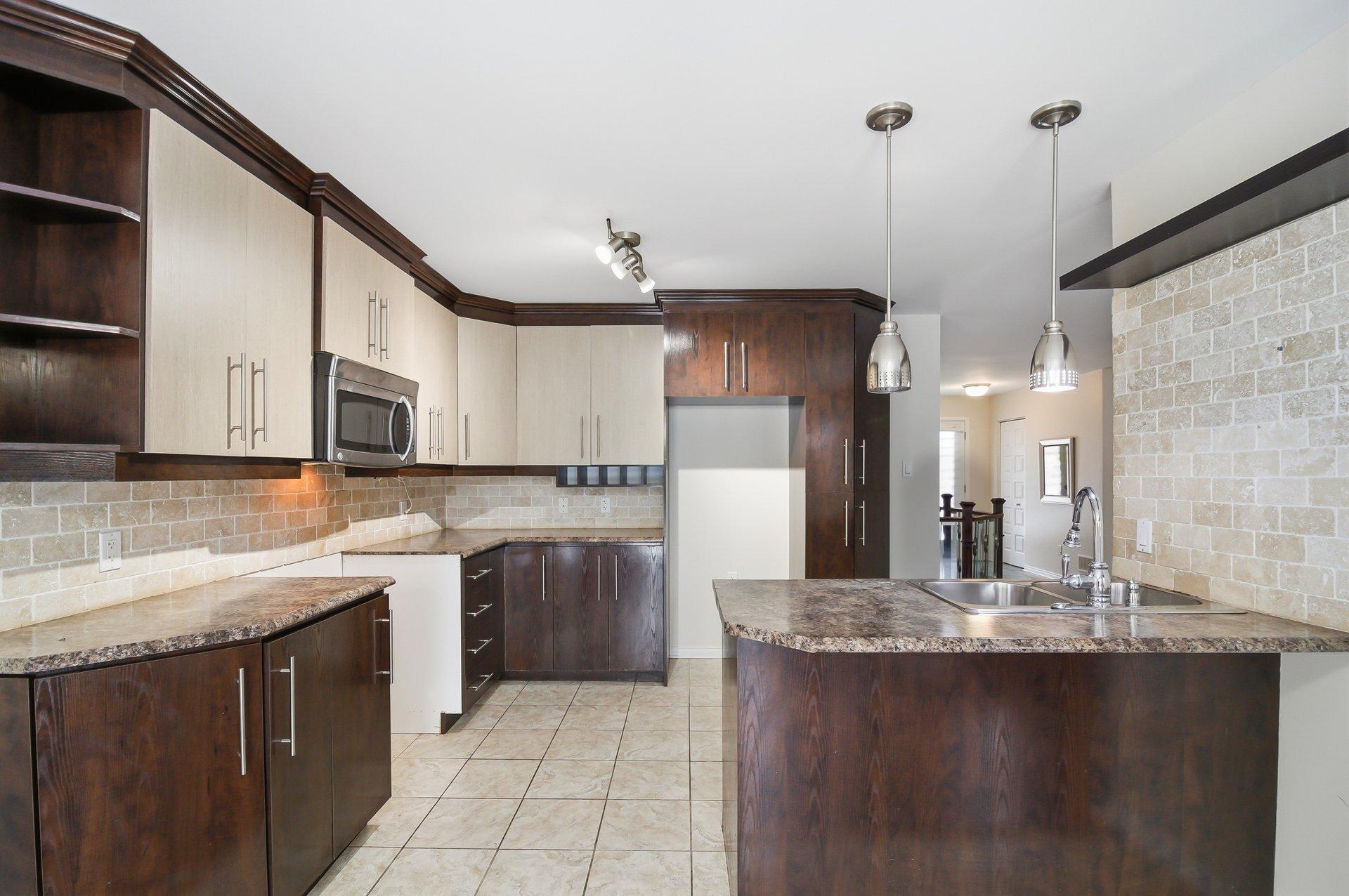 









399


Rue Jeannine-Grégoire-Ross

,
Gatineau (Gatineau),




QC
J8P1J3

