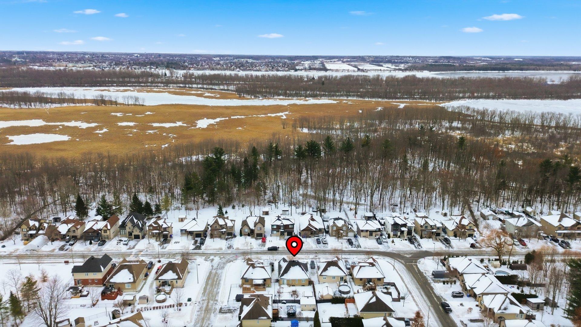 









399


Rue Jeannine-Grégoire-Ross

,
Gatineau (Gatineau),




QC
J8P1J3

