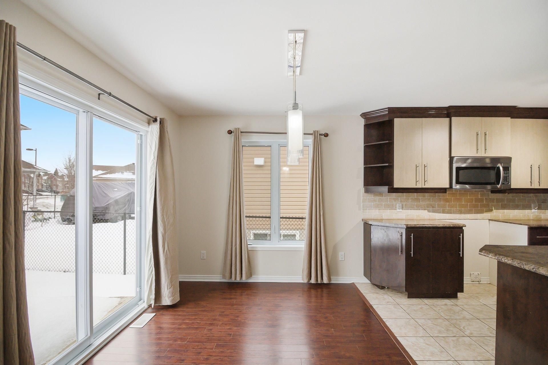 









399


Rue Jeannine-Grégoire-Ross

,
Gatineau (Gatineau),




QC
J8P1J3

