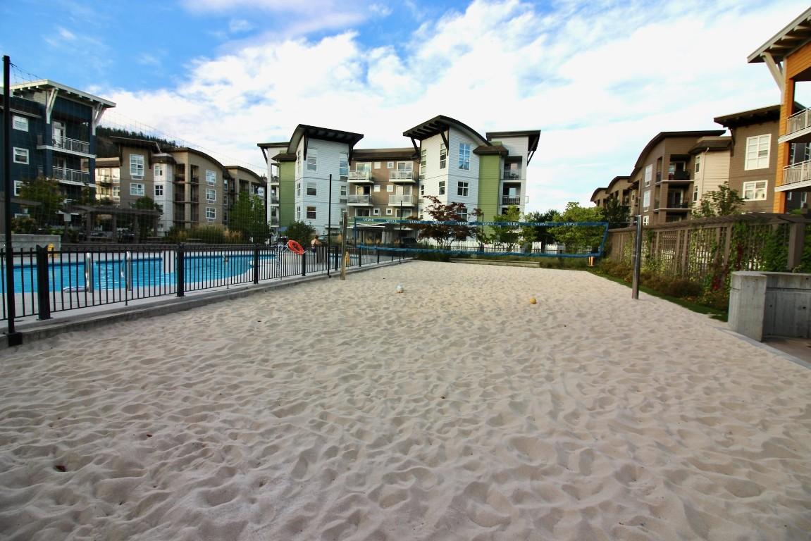 









539


Yates

Road, 411,
Kelowna,




BC
V1V 2T8

