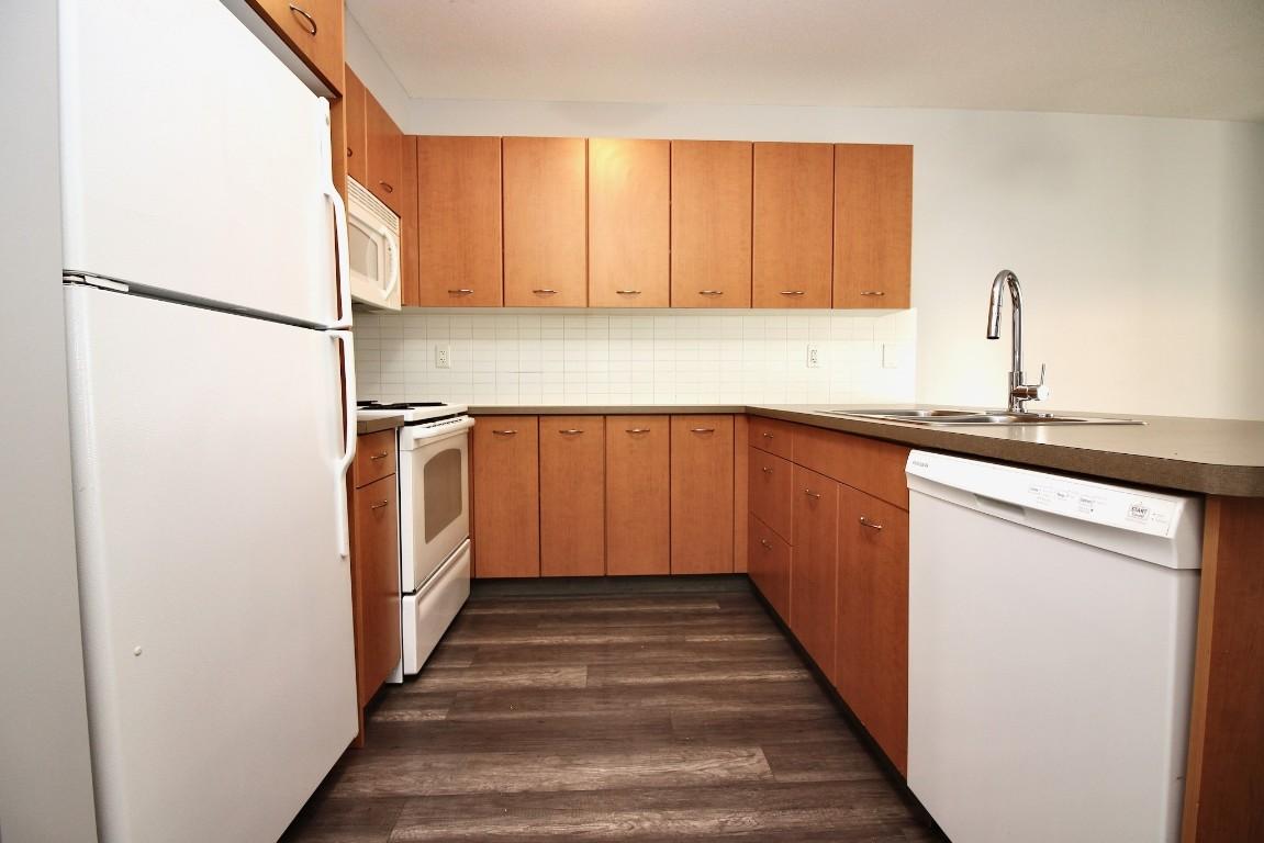 









539


Yates

Road, 411,
Kelowna,




BC
V1V 2T8

