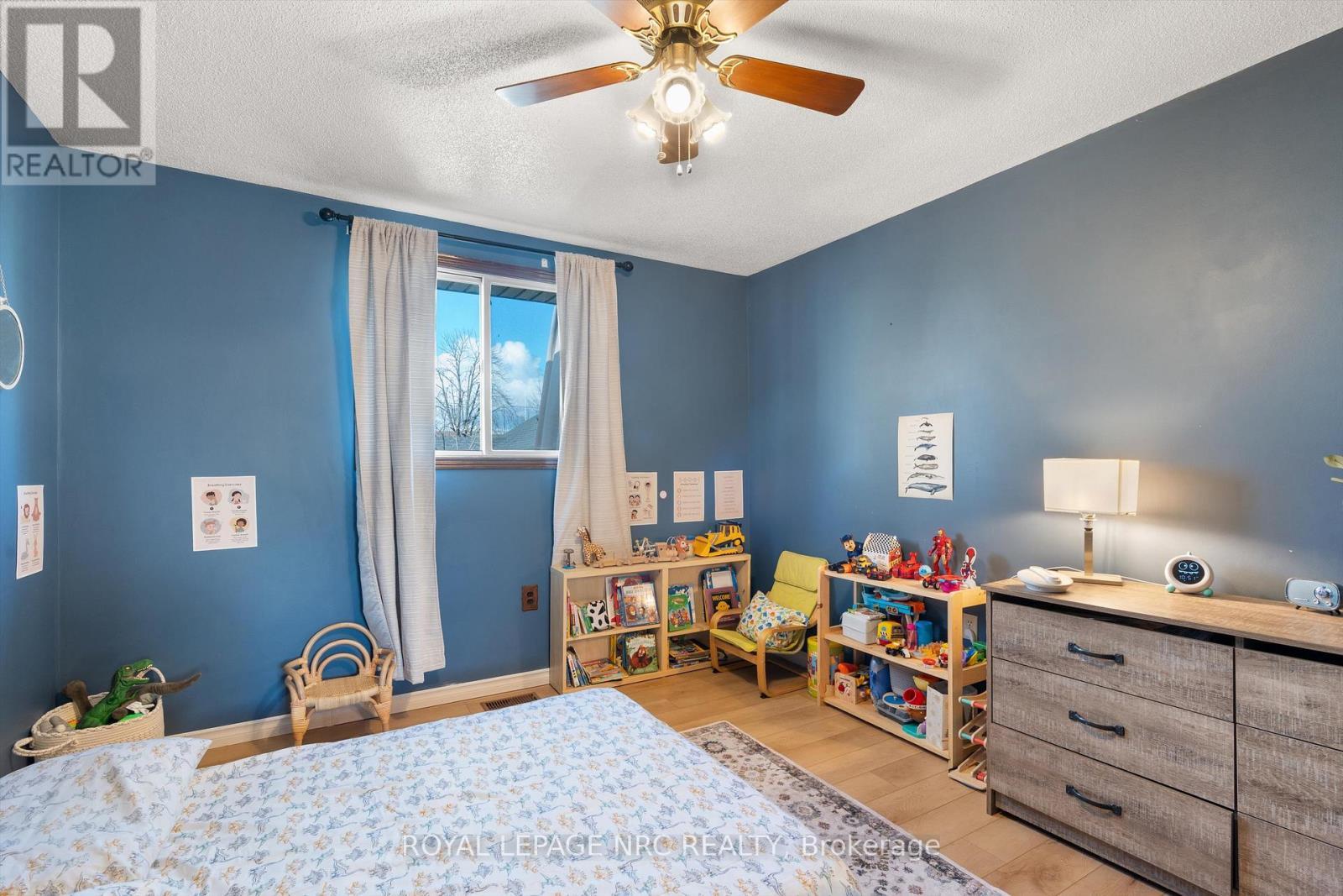 












163 PINE STREET S

,
Thorold (Thorold Downtown),




Ontario
L2V3M5

