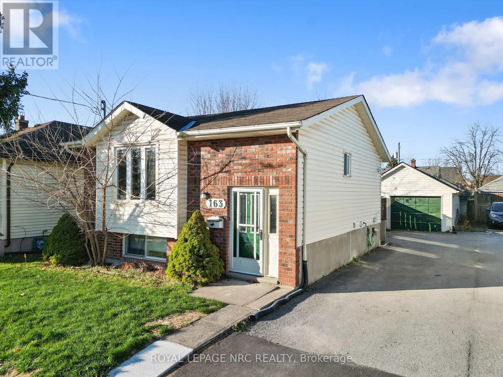 












163 PINE STREET S

,
Thorold (Thorold Downtown),




Ontario
L2V3M5

