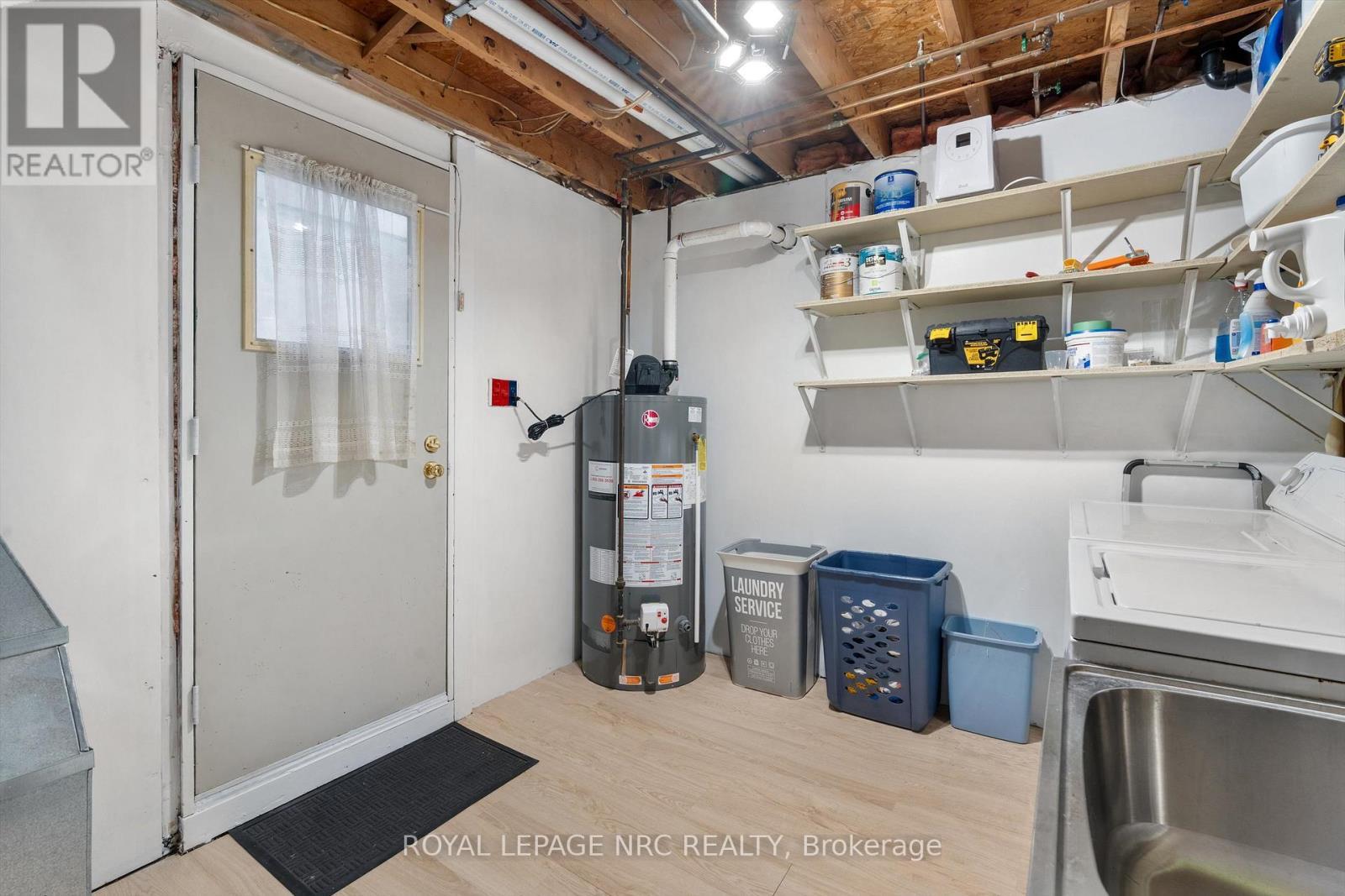 












163 PINE STREET S

,
Thorold (Thorold Downtown),




Ontario
L2V3M5

