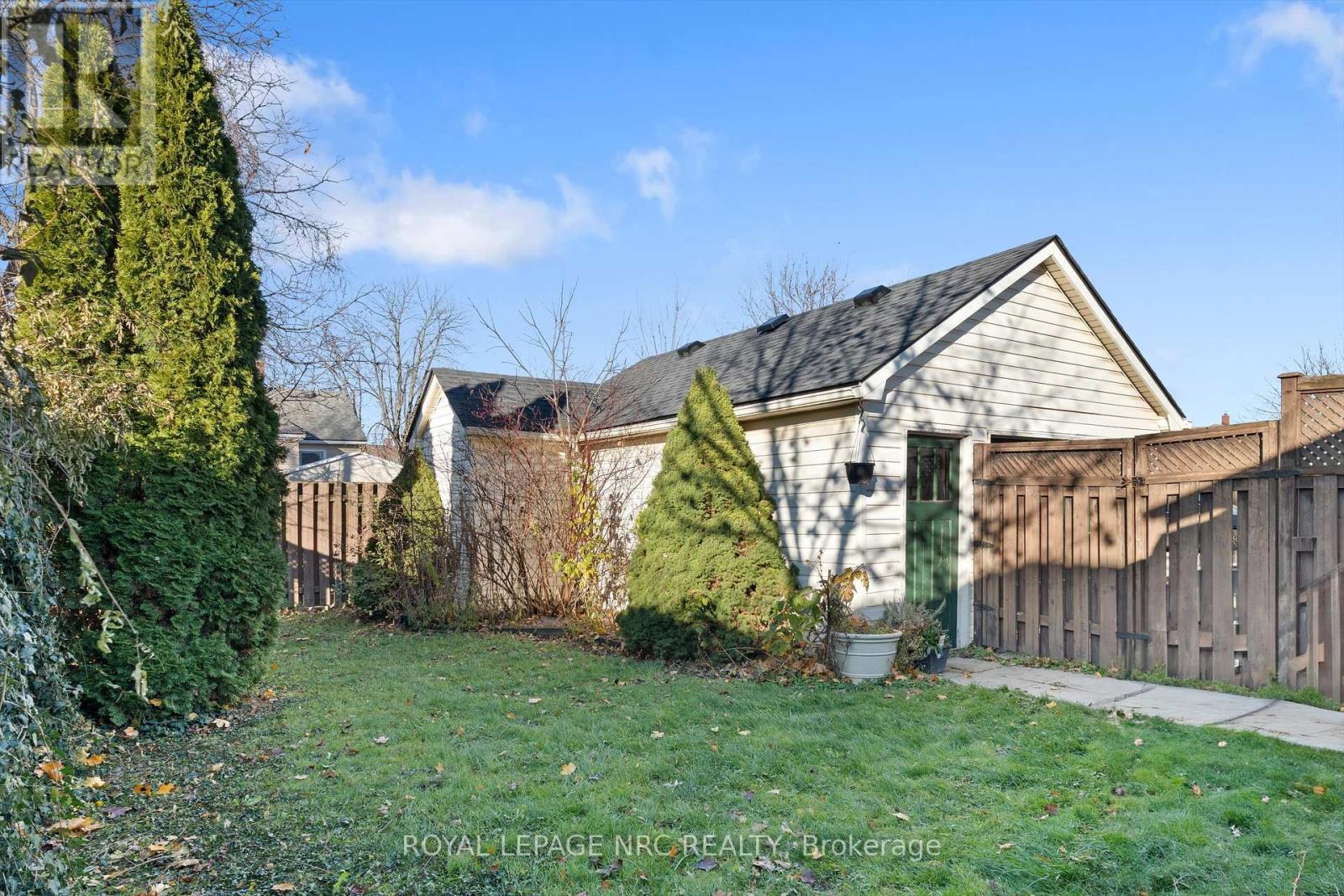 












163 PINE STREET S

,
Thorold (Thorold Downtown),




Ontario
L2V3M5

