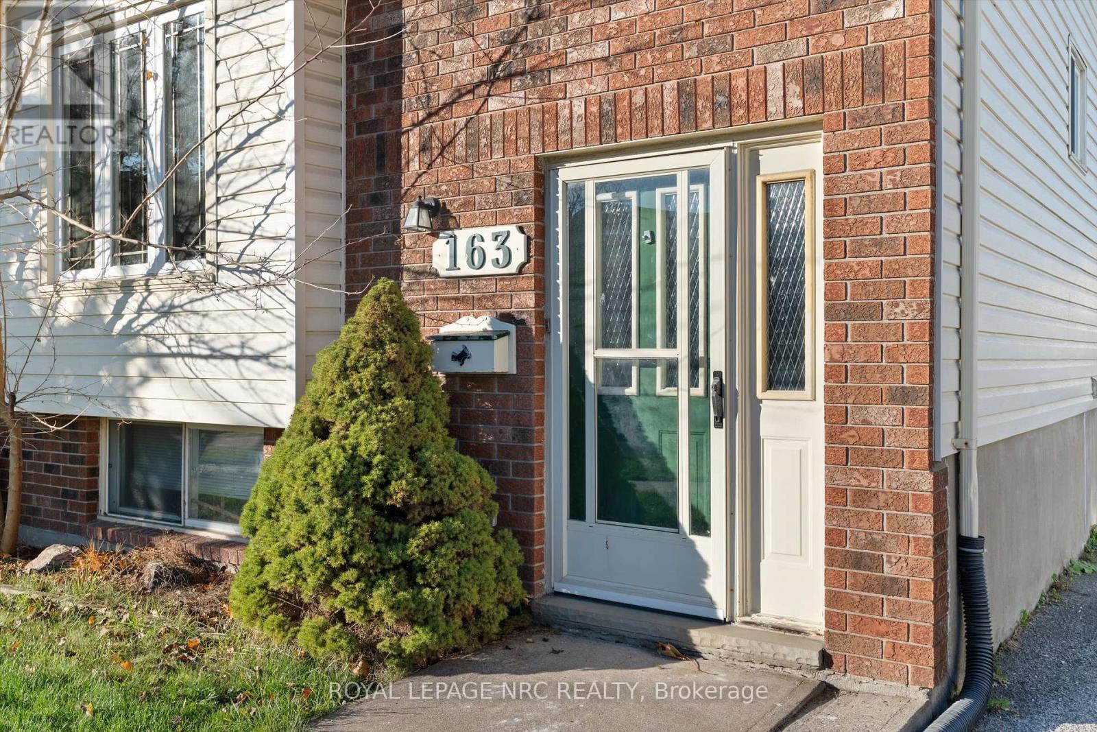 












163 PINE STREET S

,
Thorold (Thorold Downtown),




Ontario
L2V3M5

