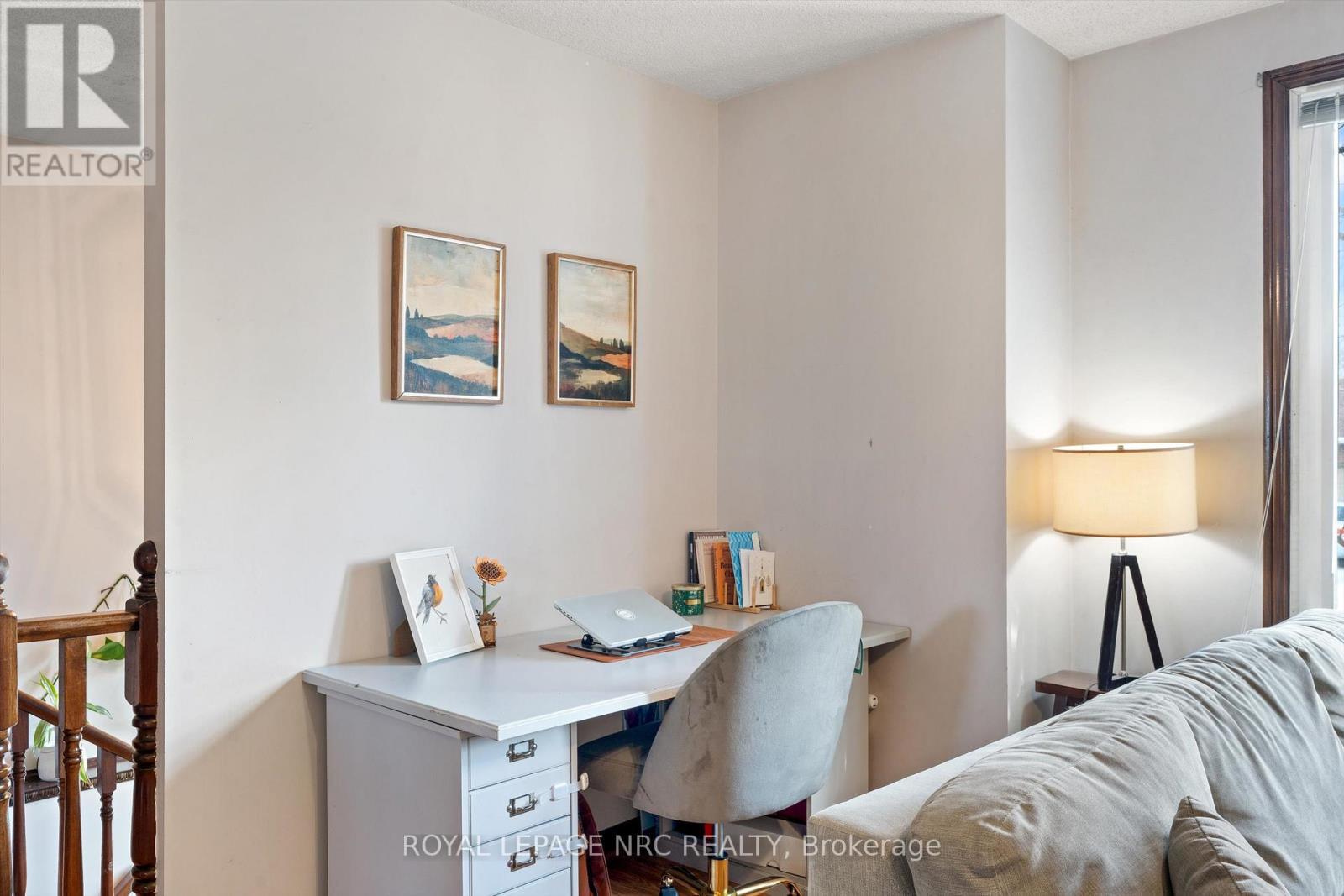 












163 PINE STREET S

,
Thorold (Thorold Downtown),




Ontario
L2V3M5

