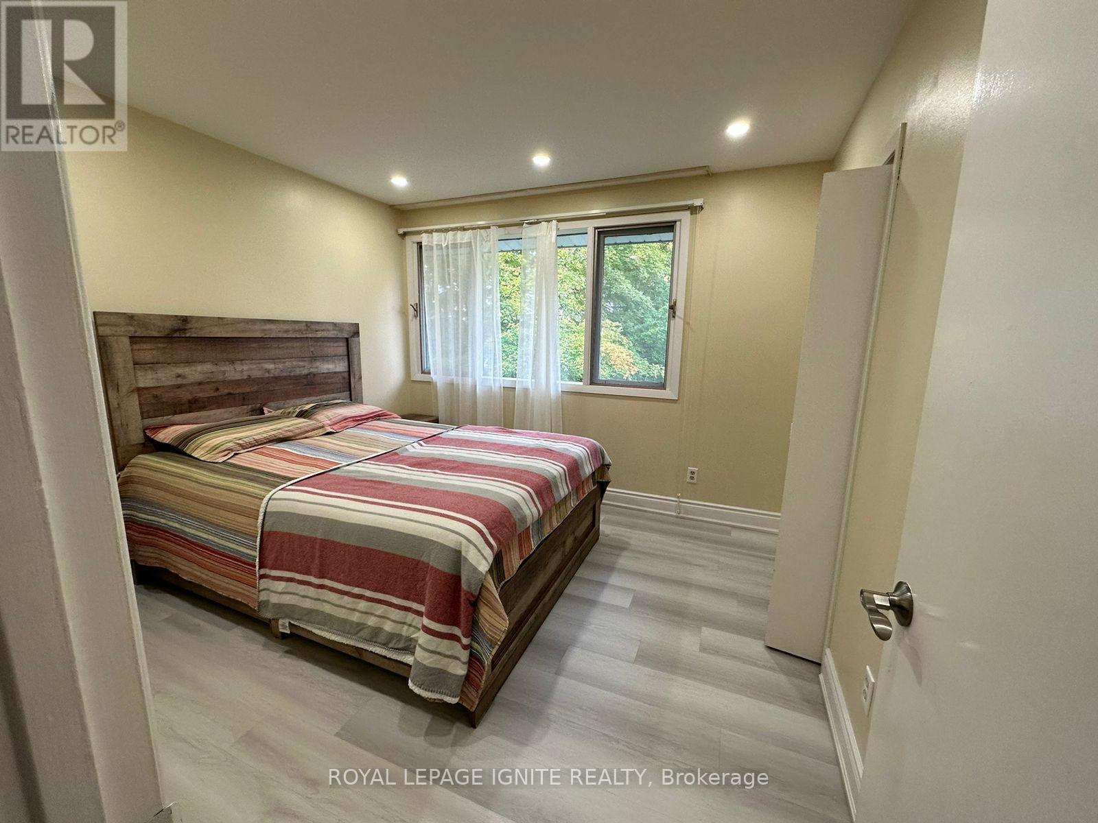 












5812 BEECH GROVE SIDE ROAD

,
Caledon,




Ontario
L7K0M7

