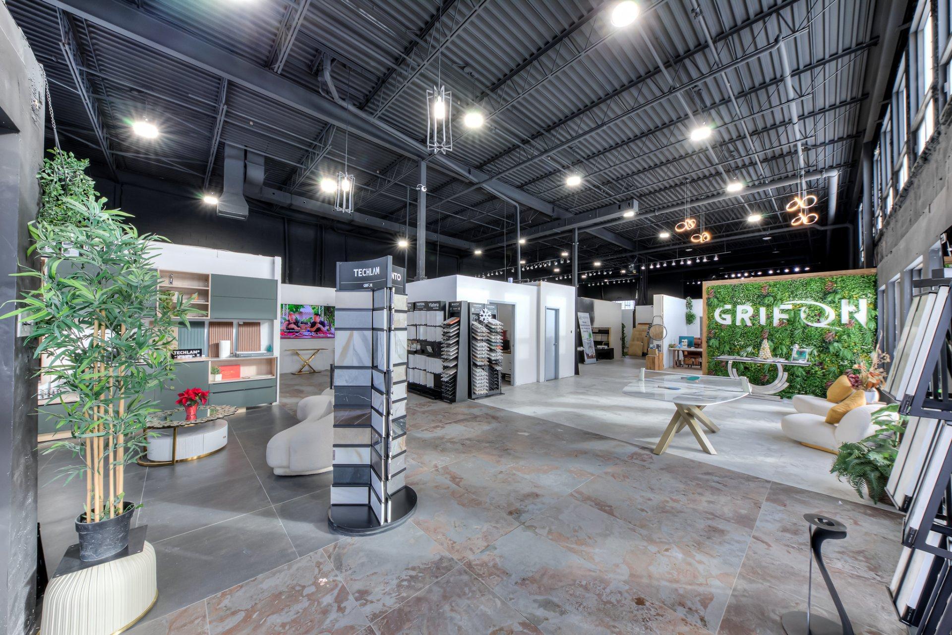 









2473


Rue Guénette

,
Montréal (Saint-Laurent),




QC
H4R2E9

