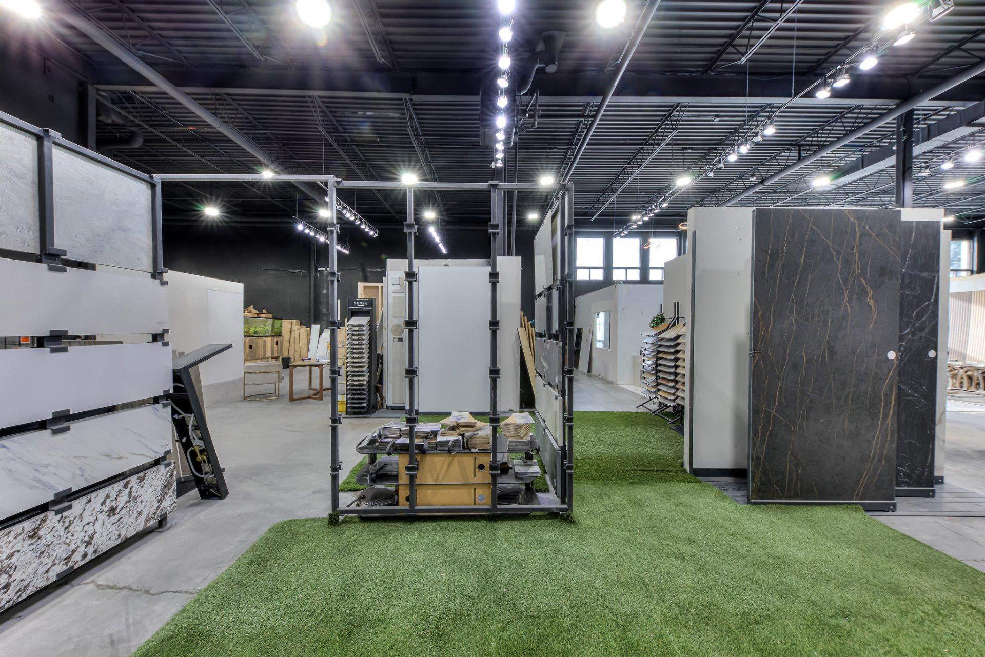 









2473


Rue Guénette

,
Montréal (Saint-Laurent),




QC
H4R2E9

