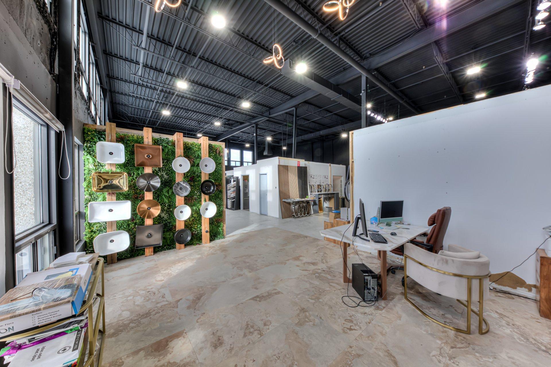 









2473


Rue Guénette

,
Montréal (Saint-Laurent),




QC
H4R2E9

