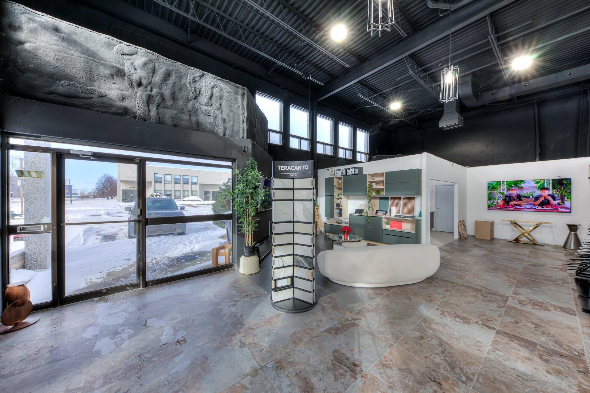 









2473


Rue Guénette

,
Montréal (Saint-Laurent),




QC
H4R2E9

